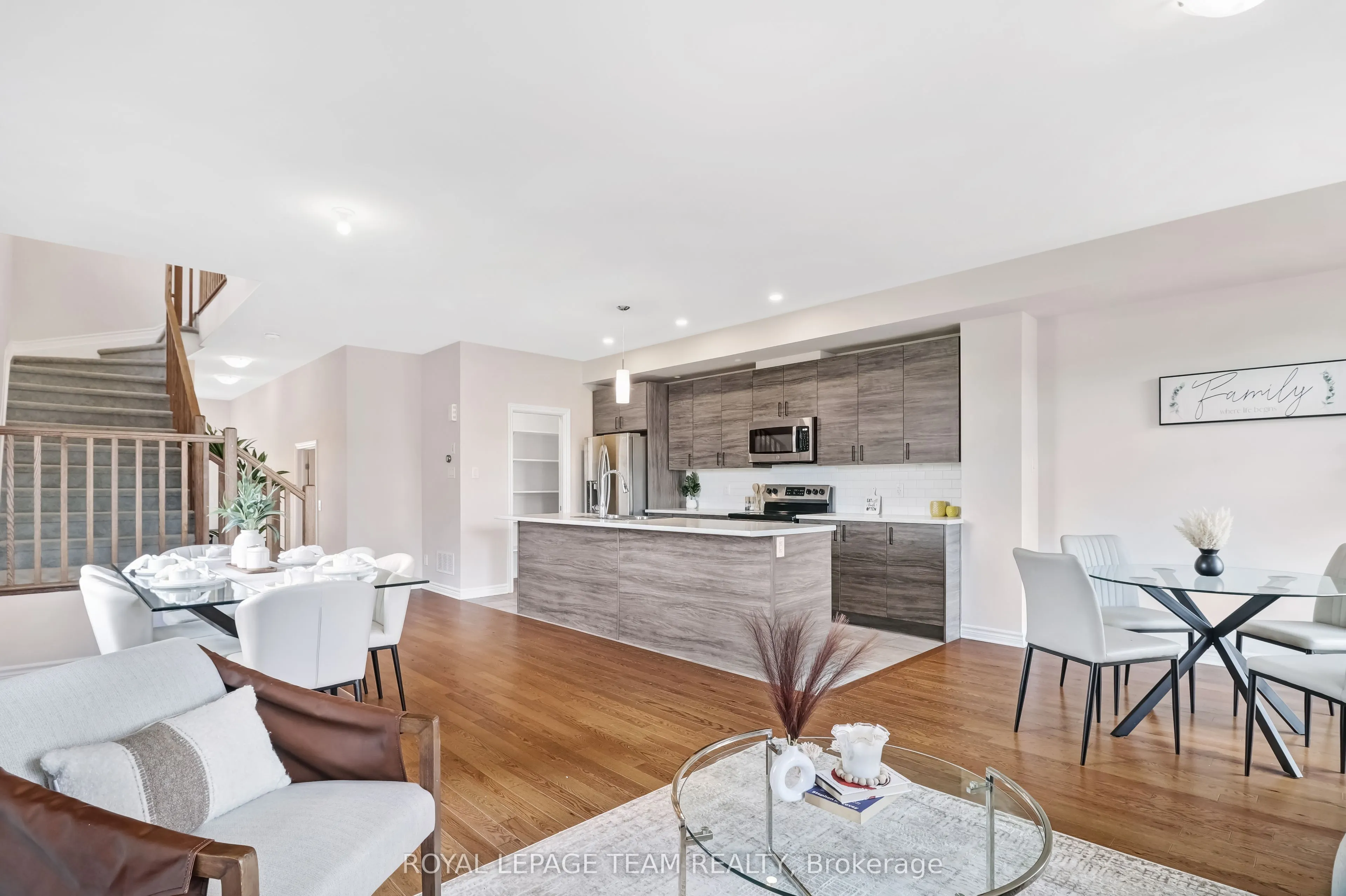 126 Wabikon Crescent