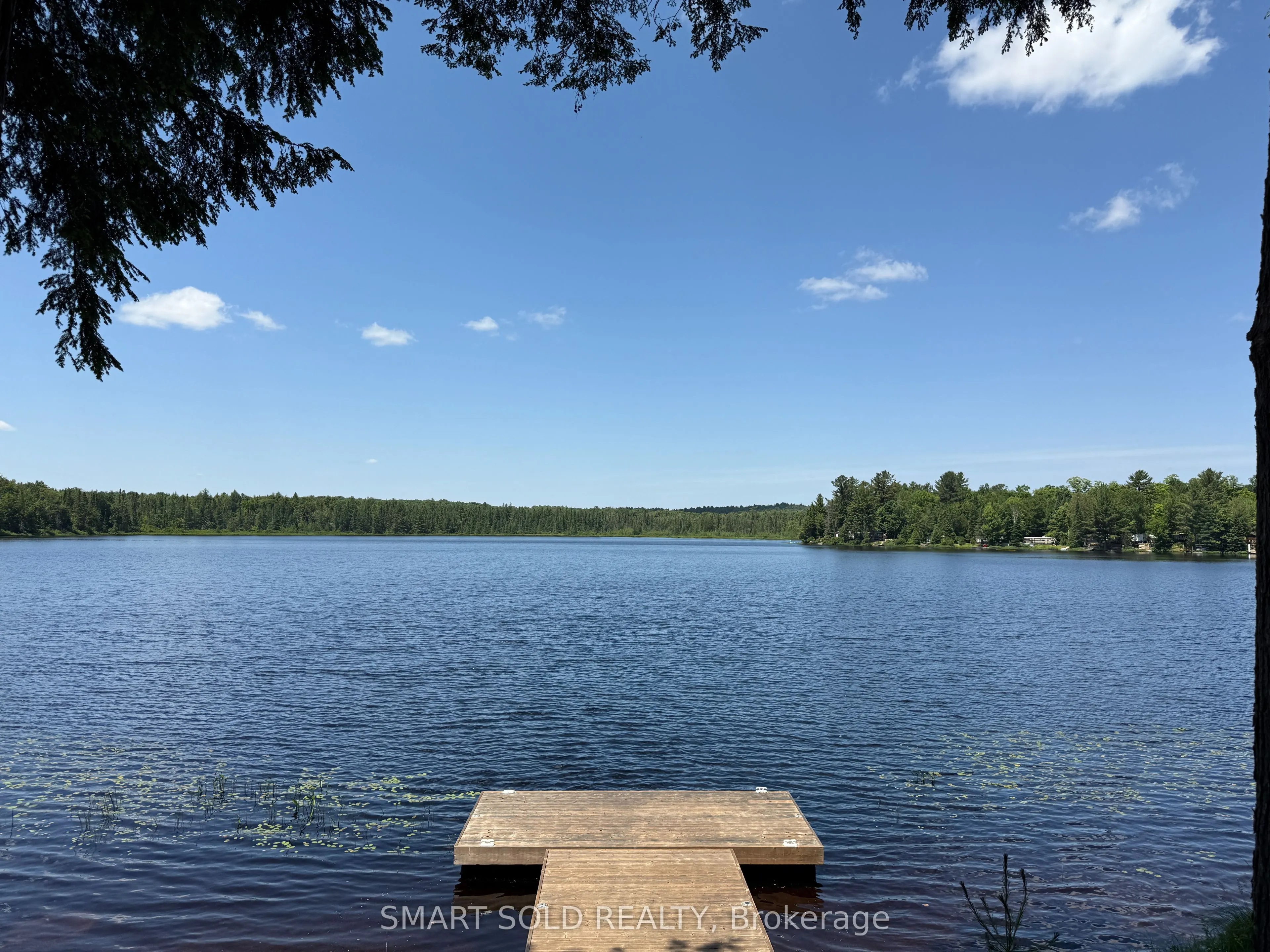 105 MUSKOKA GLENS COTTAGE Road