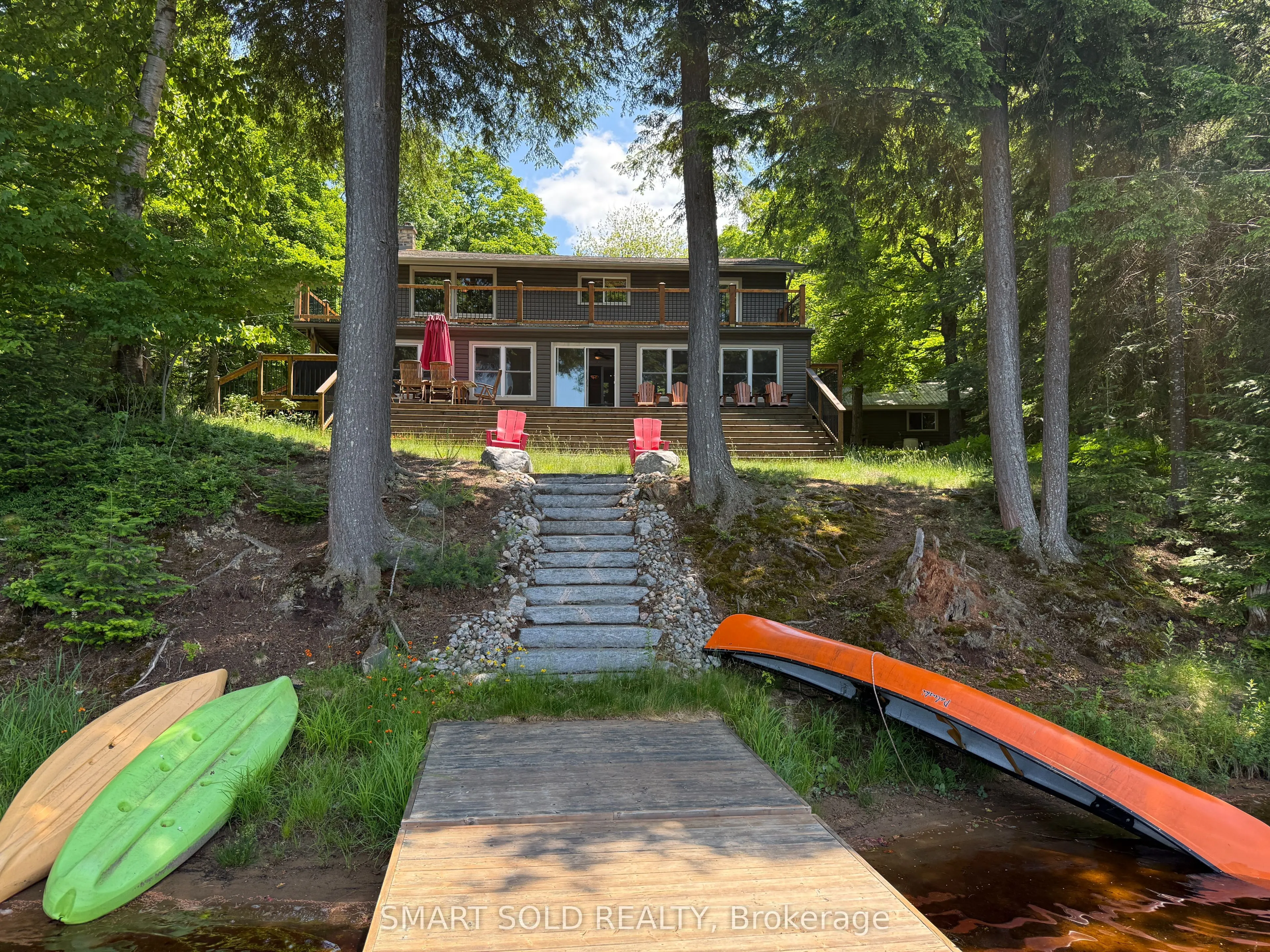105 MUSKOKA GLENS COTTAGE Road
