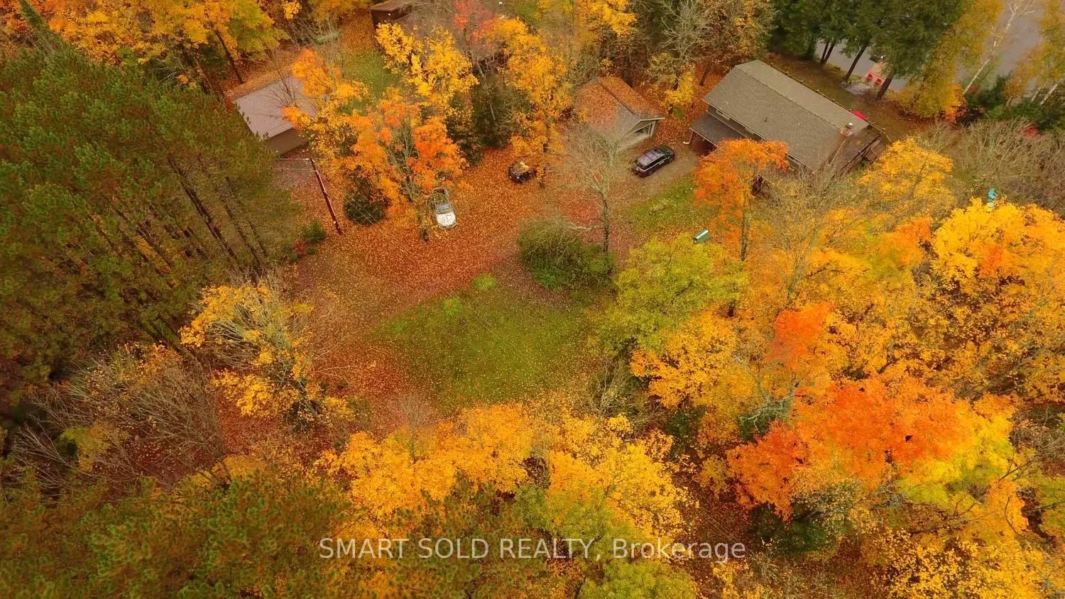 105 MUSKOKA GLENS COTTAGE Road
