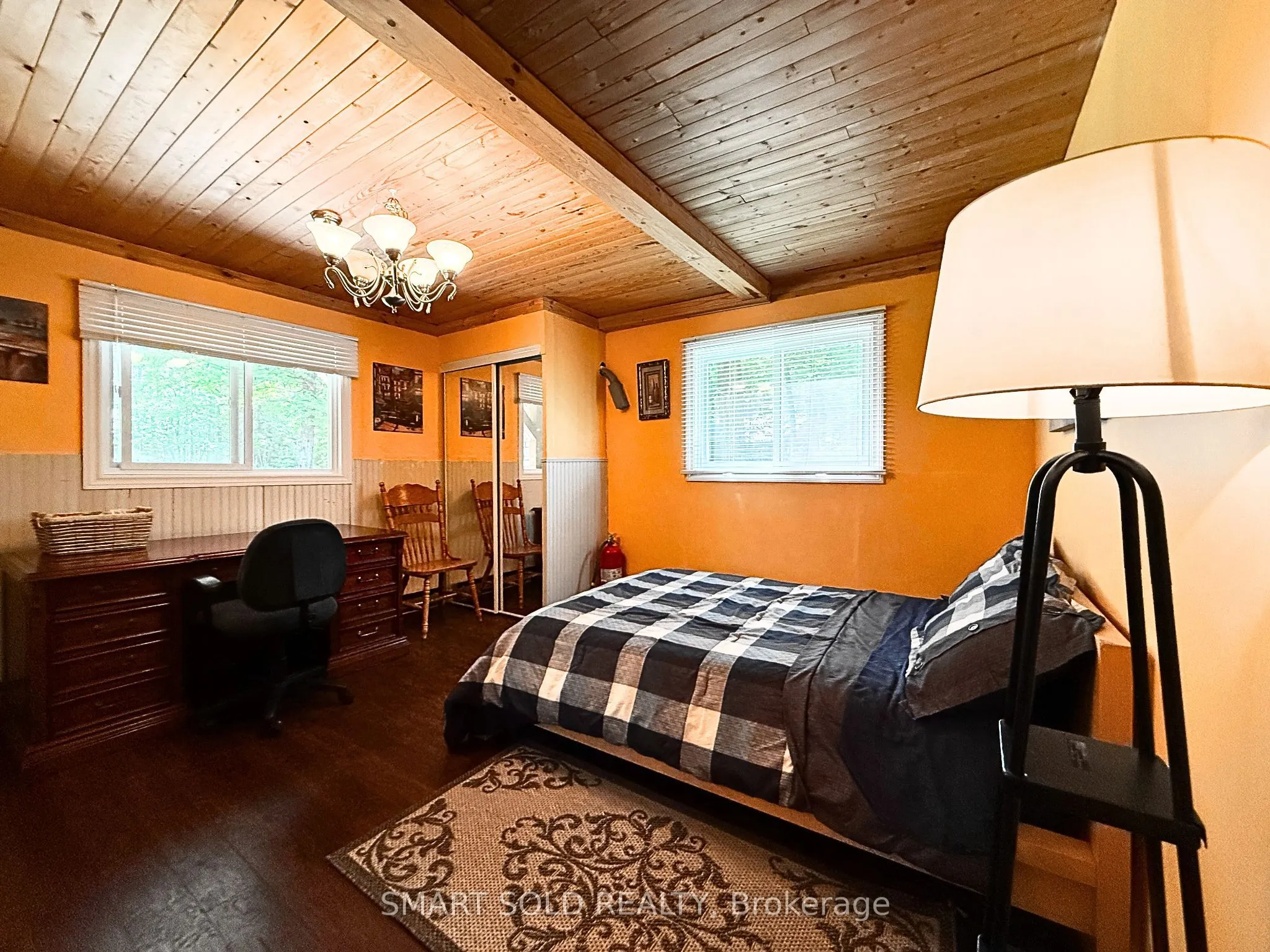 105 MUSKOKA GLENS COTTAGE Road