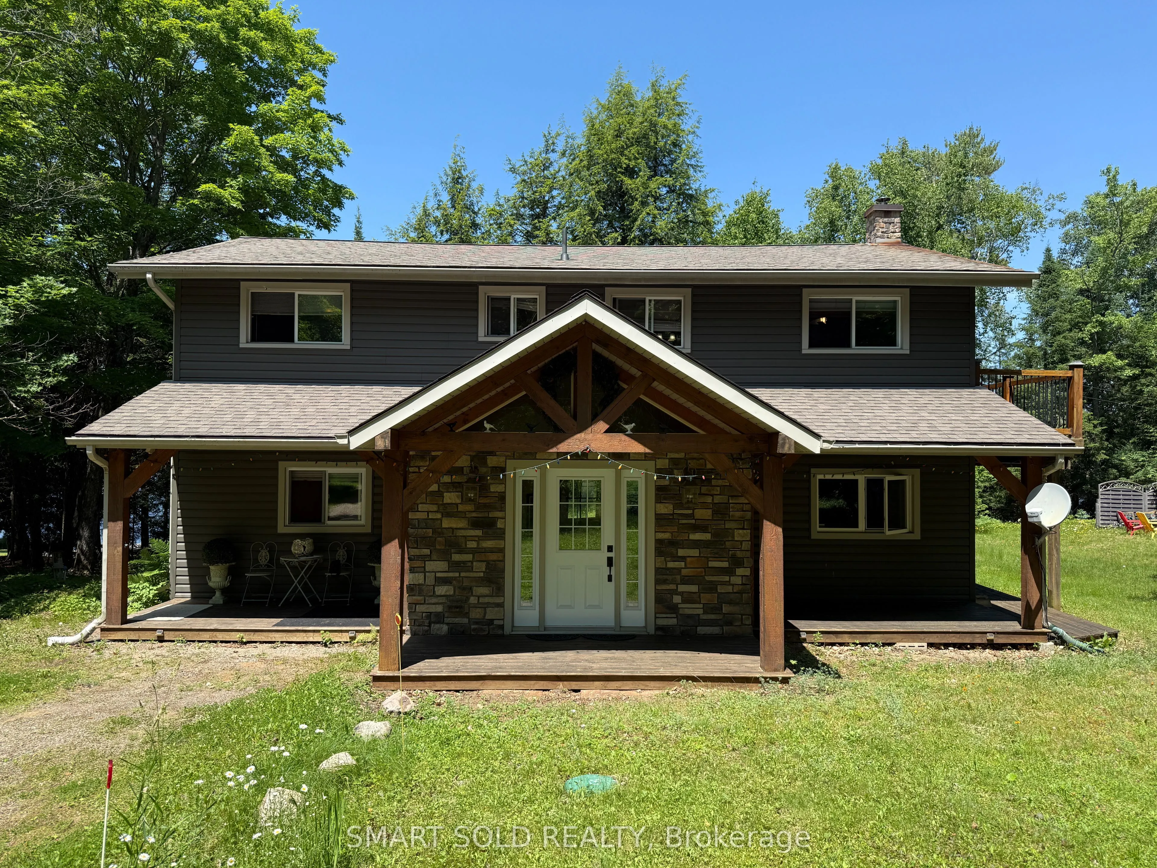 105 MUSKOKA GLENS COTTAGE Road