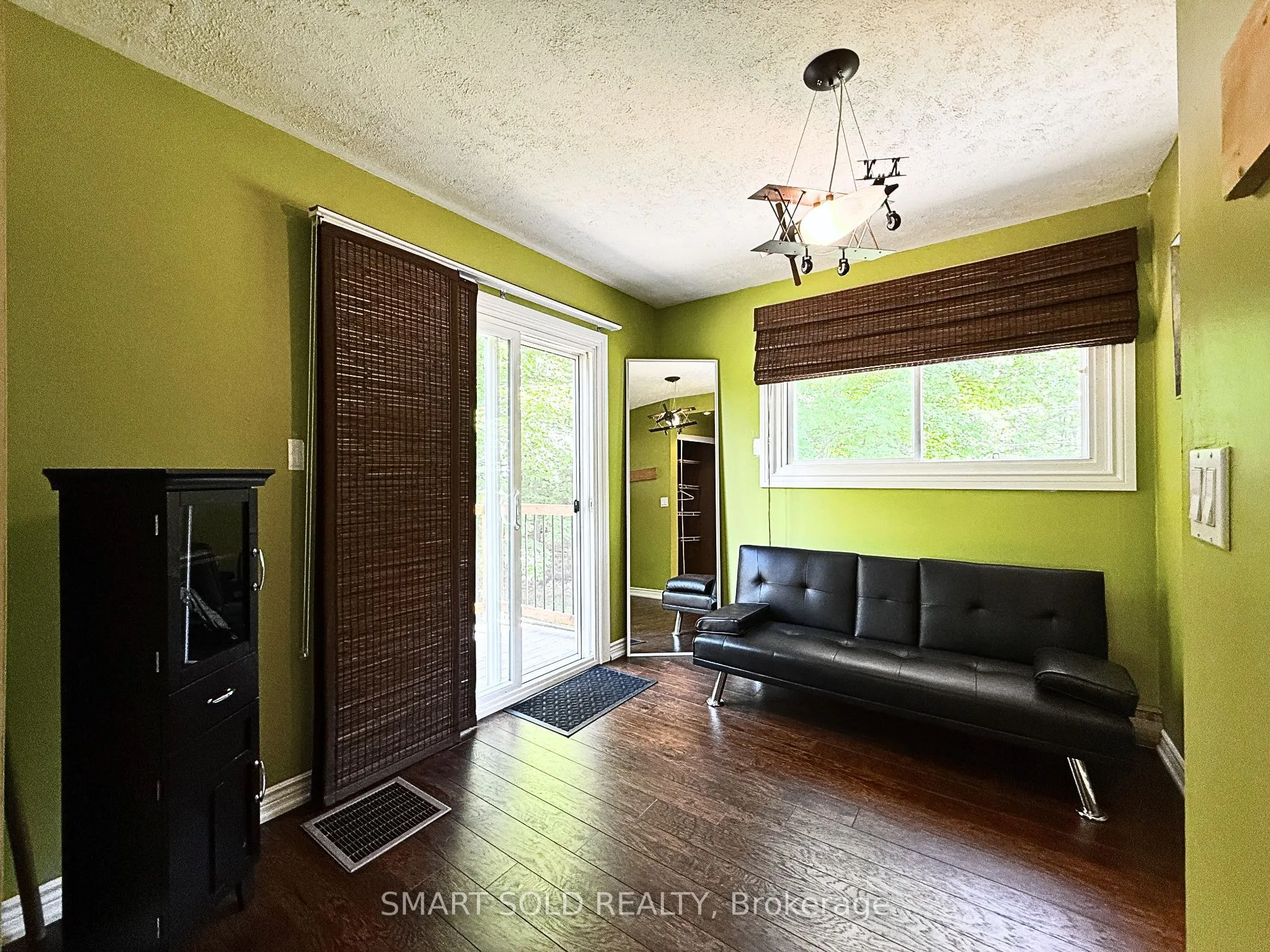 105 MUSKOKA GLENS COTTAGE Road