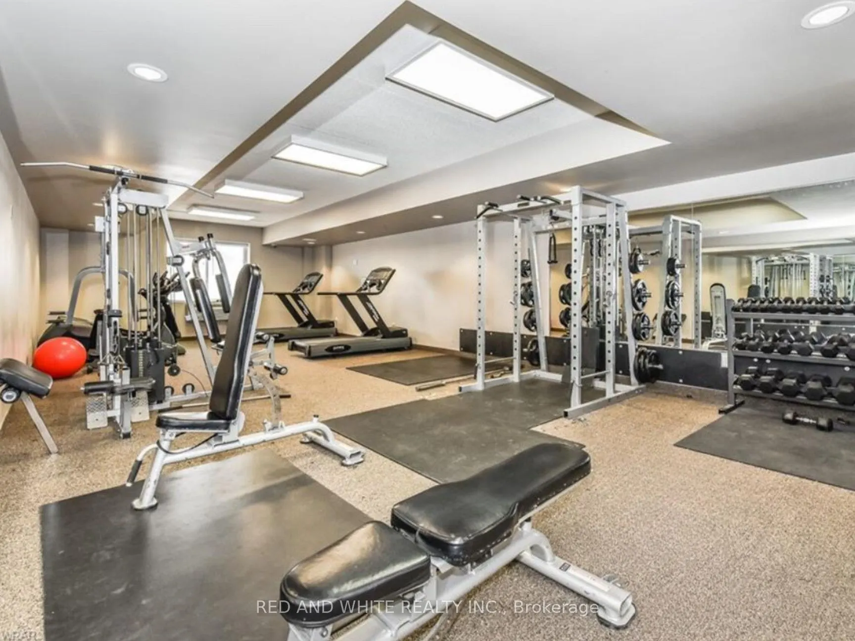 8 HICKORY Street W, #1105