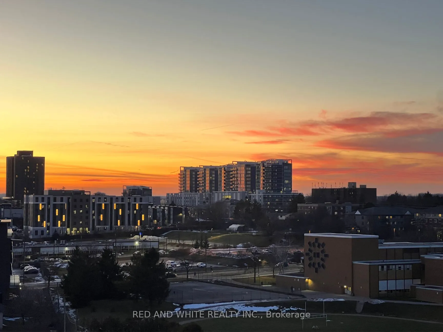 8 HICKORY Street W, #1105
