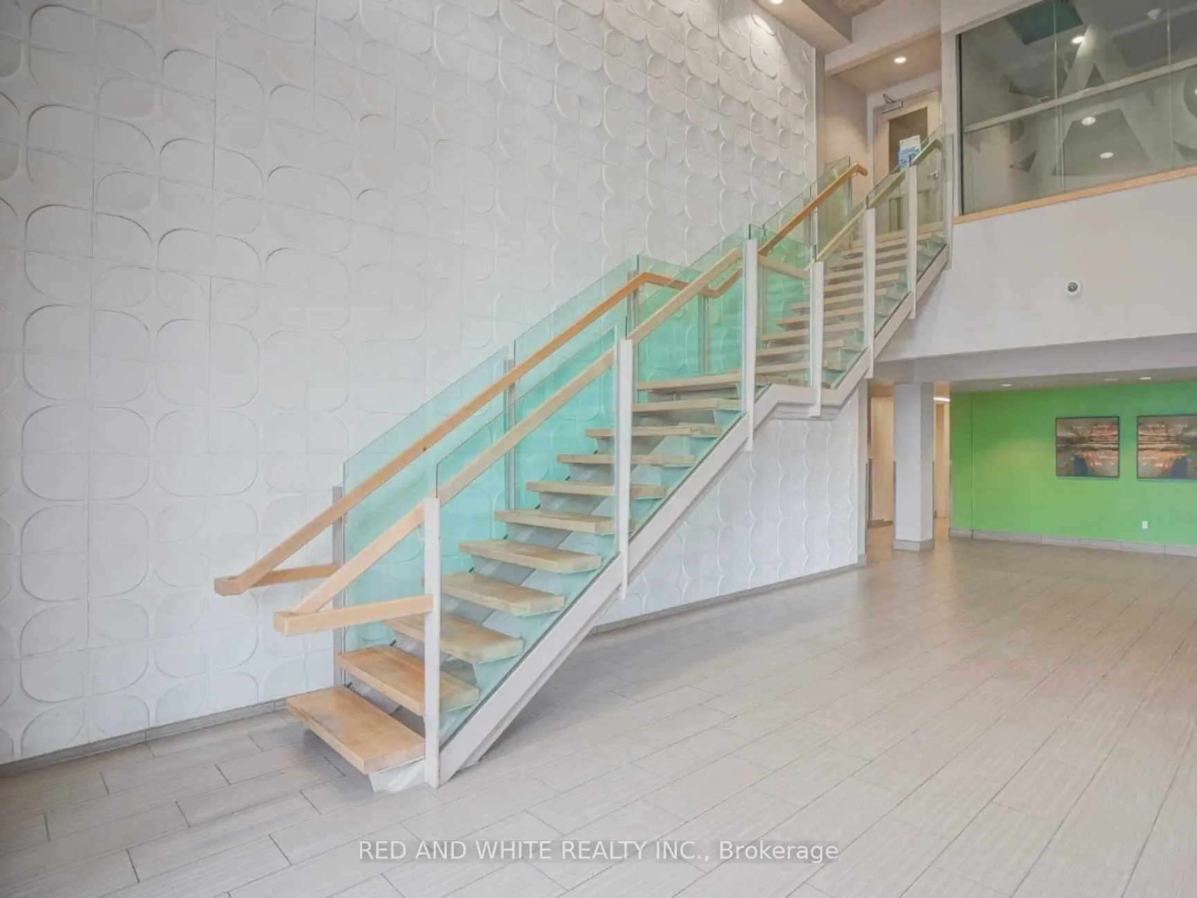 8 HICKORY Street W, #1105