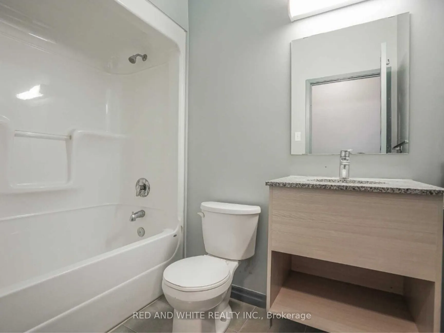 8 HICKORY Street W, #1105