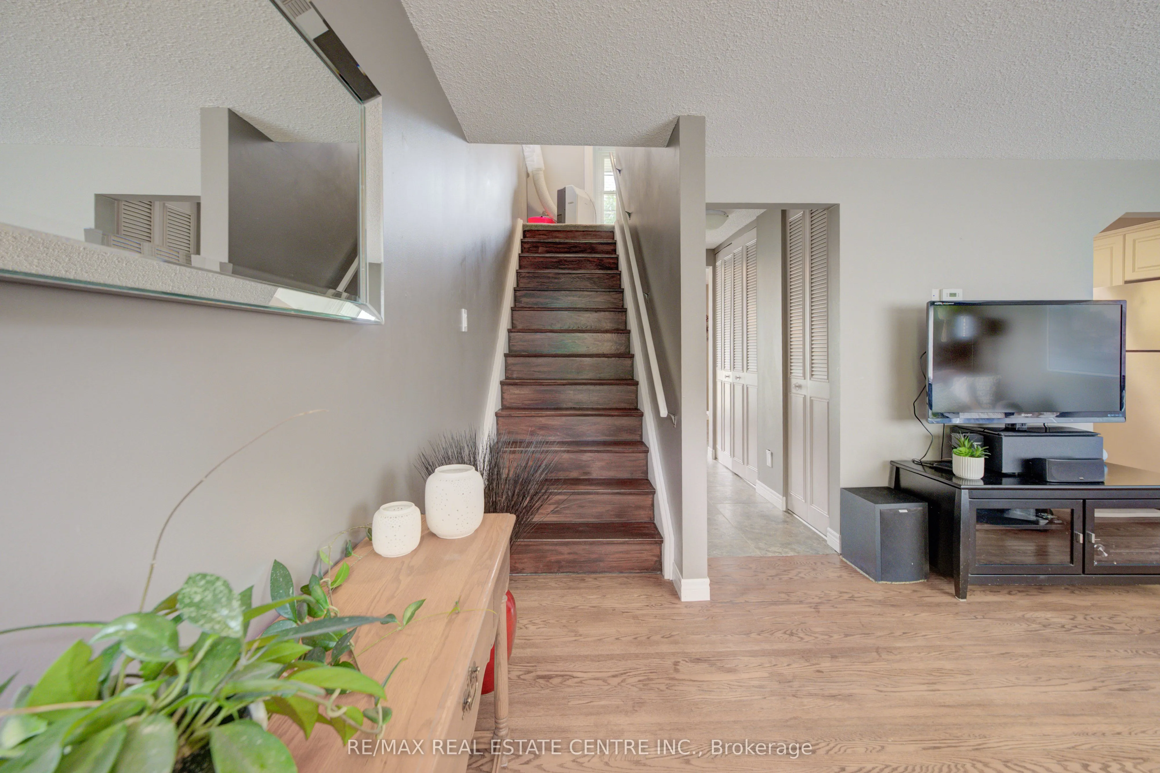 65 Selkirk Drive