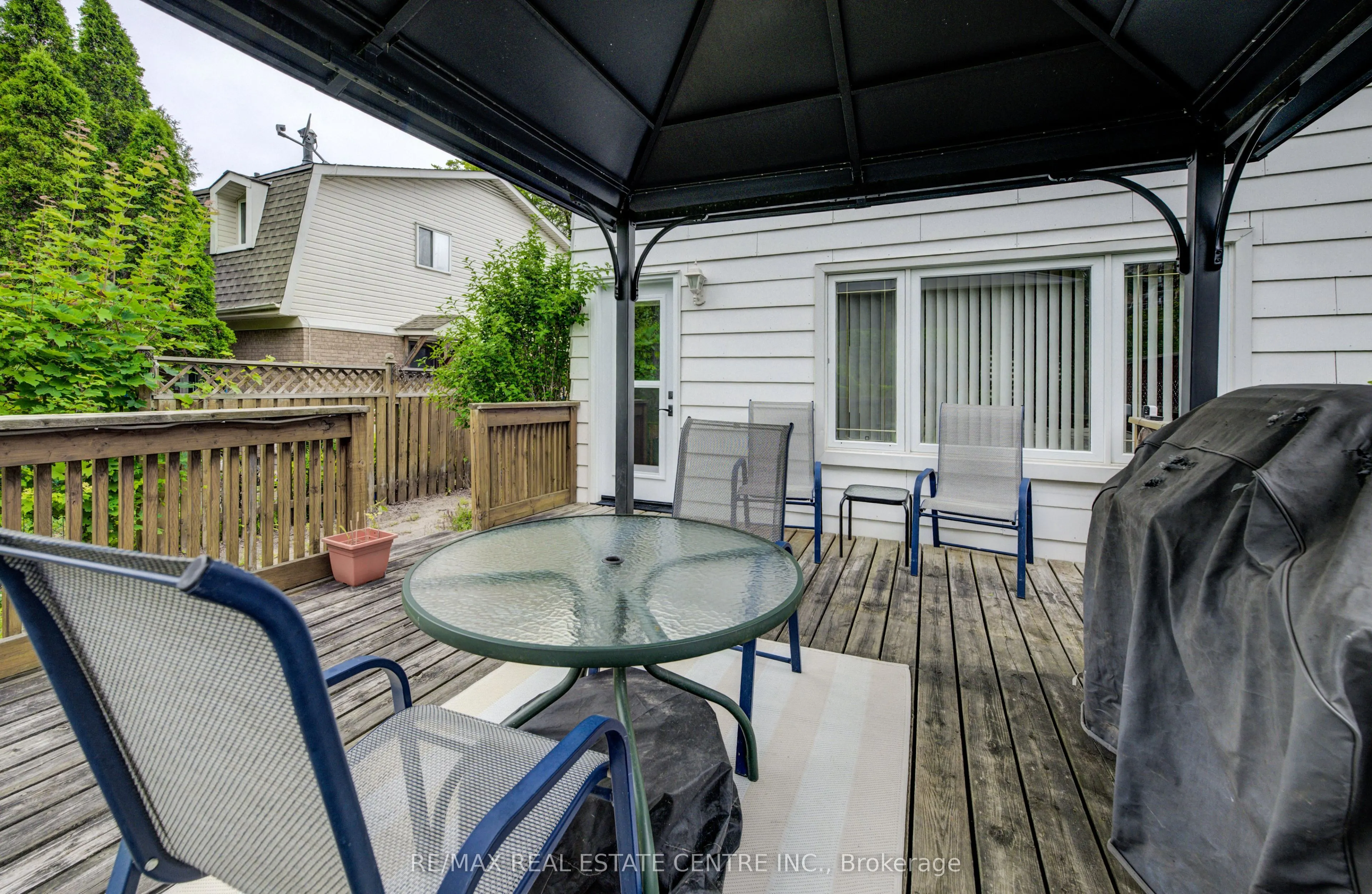 65 Selkirk Drive