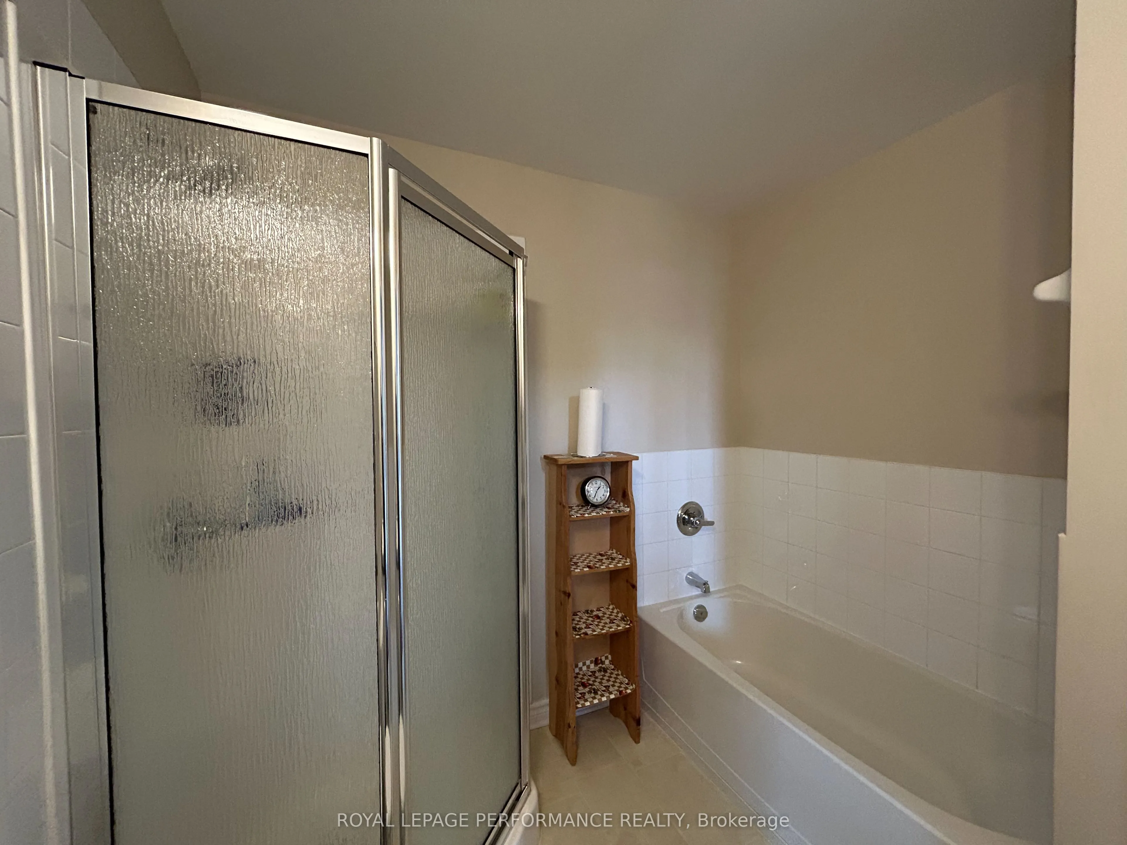 1101 Stittsville Main Street E, #L