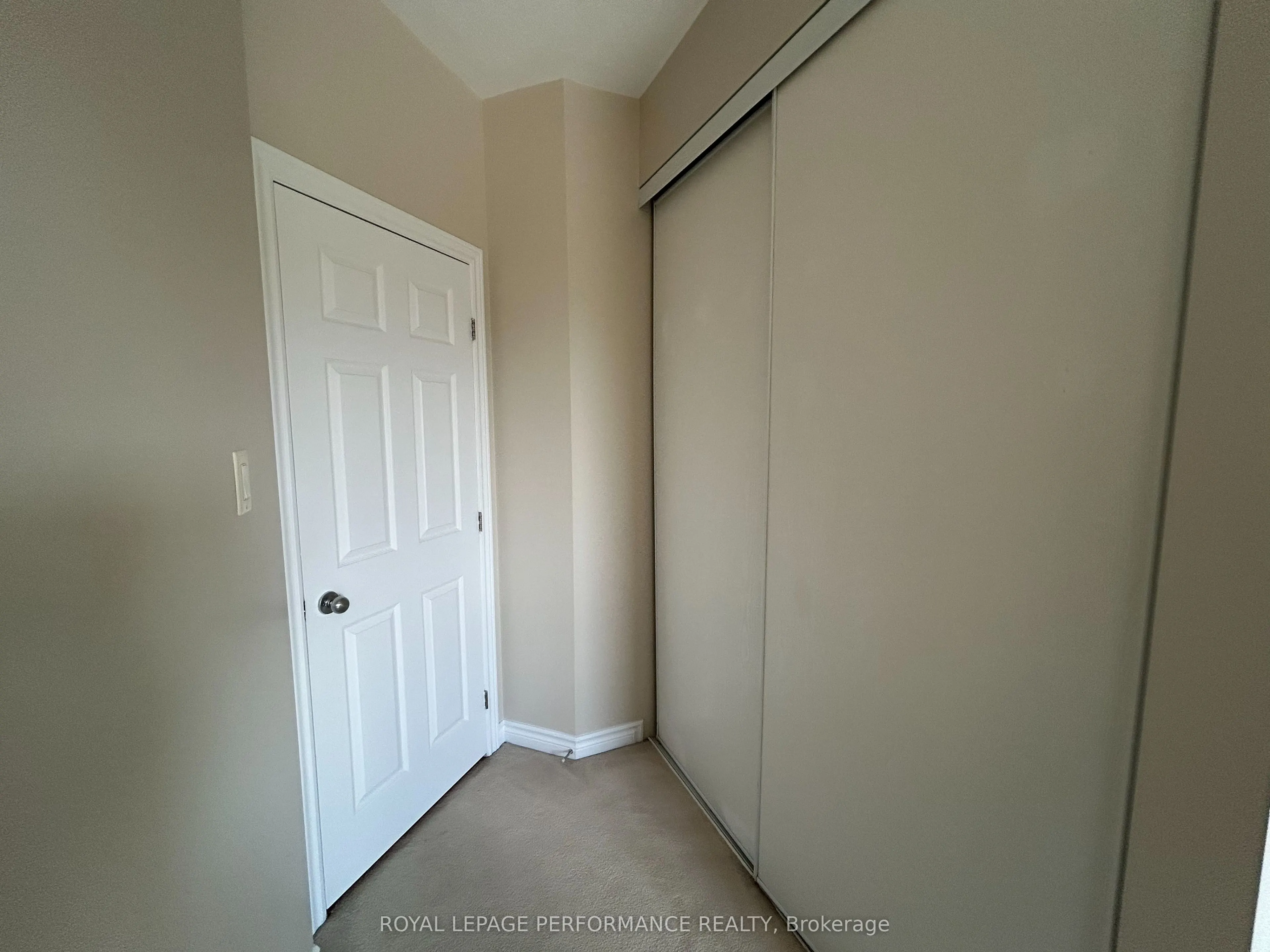 1101 Stittsville Main Street E, #L