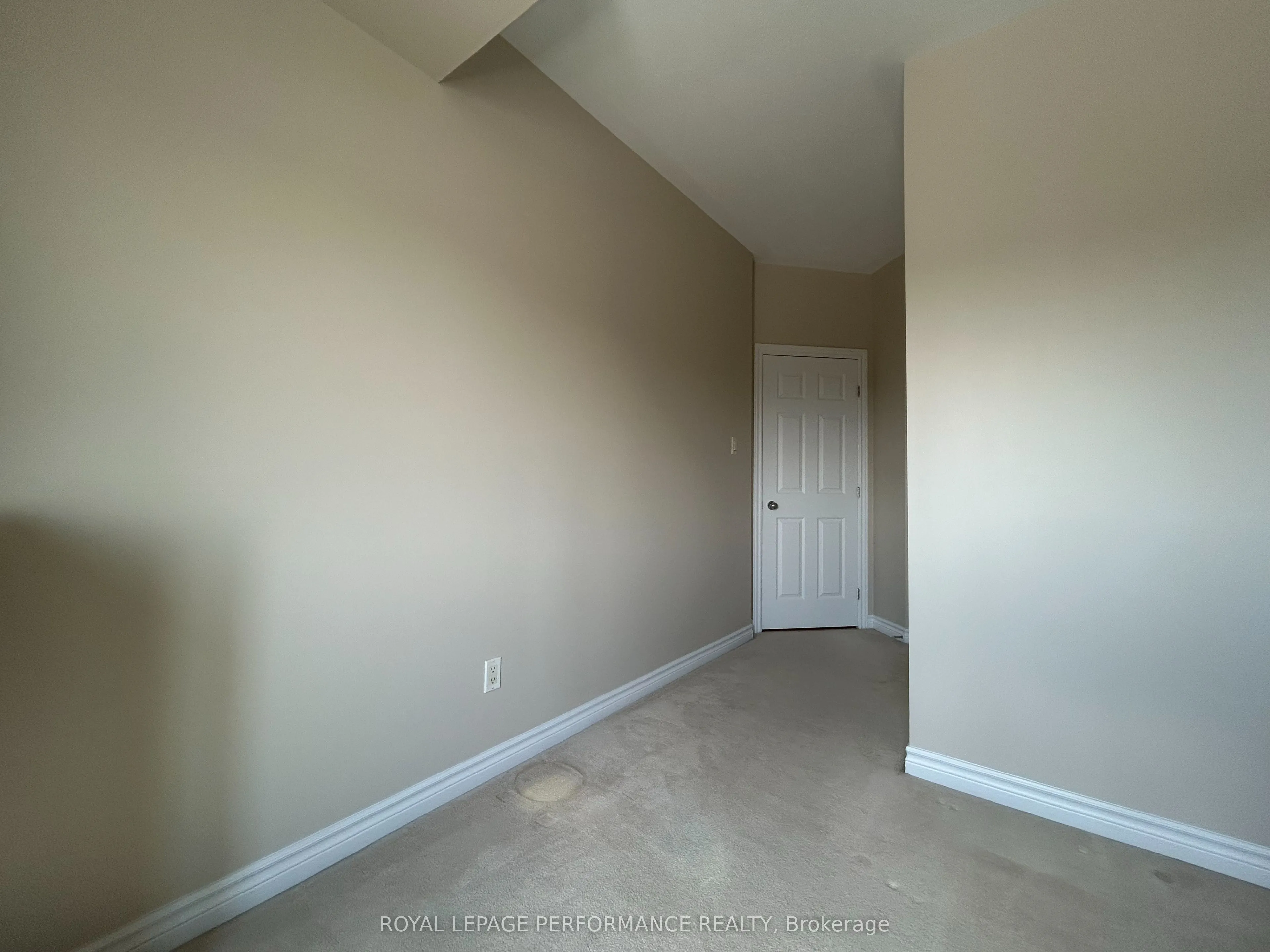 1101 Stittsville Main Street E, #L