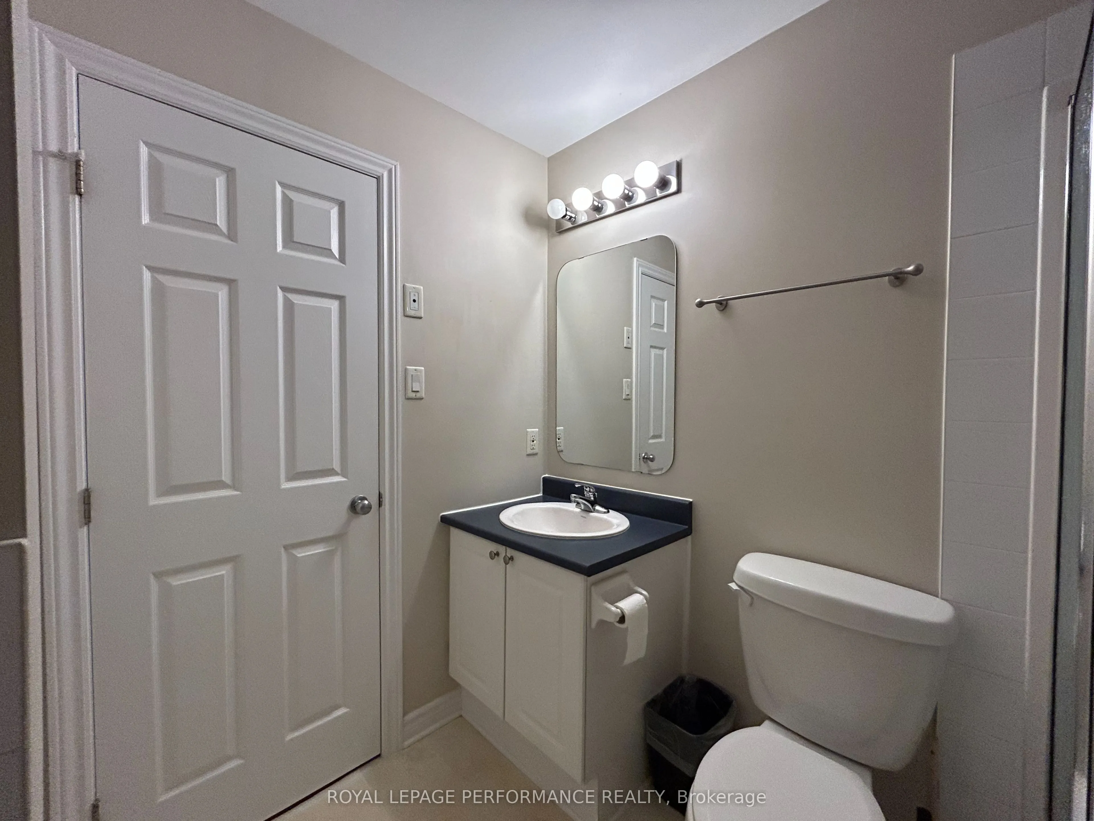 1101 Stittsville Main Street E, #L