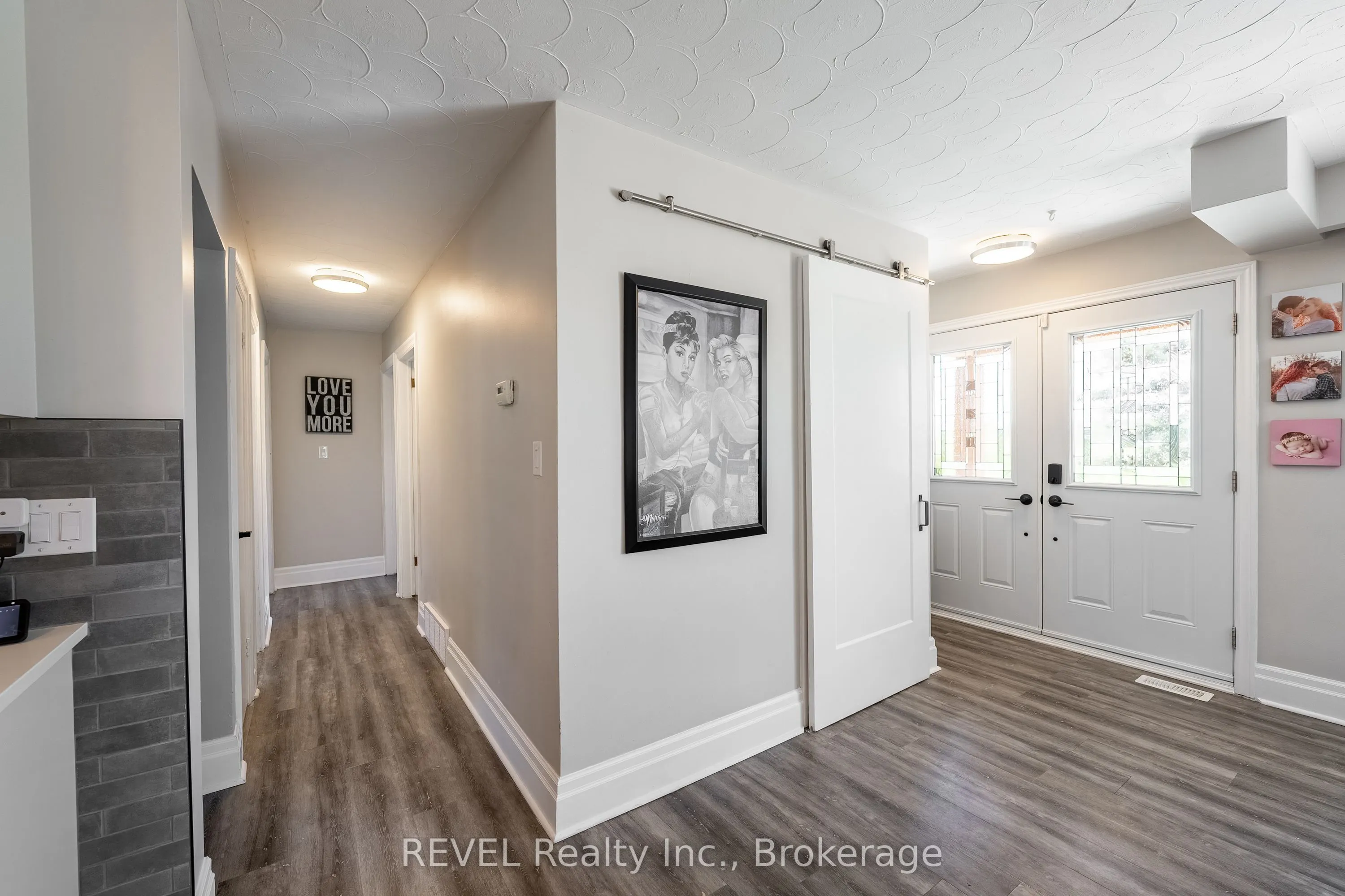 350 Kemp Road W