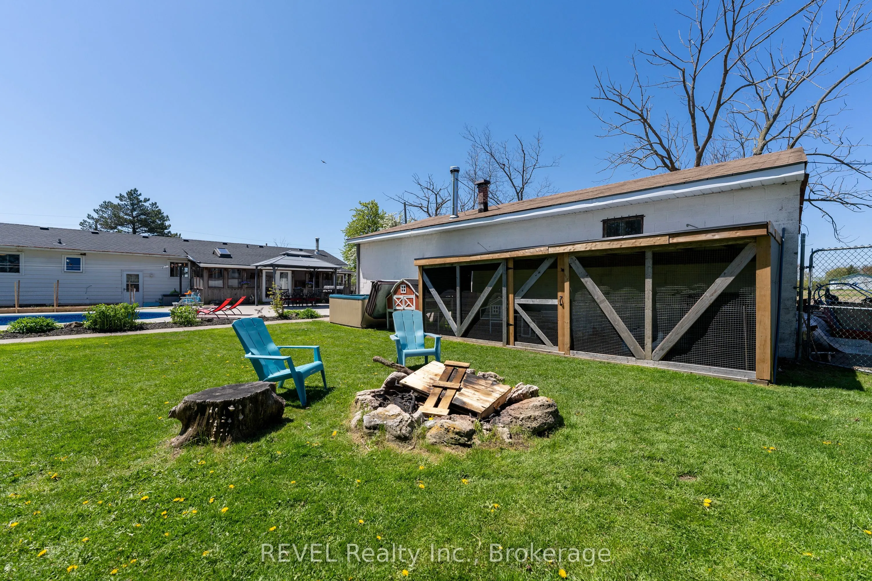 350 Kemp Road W