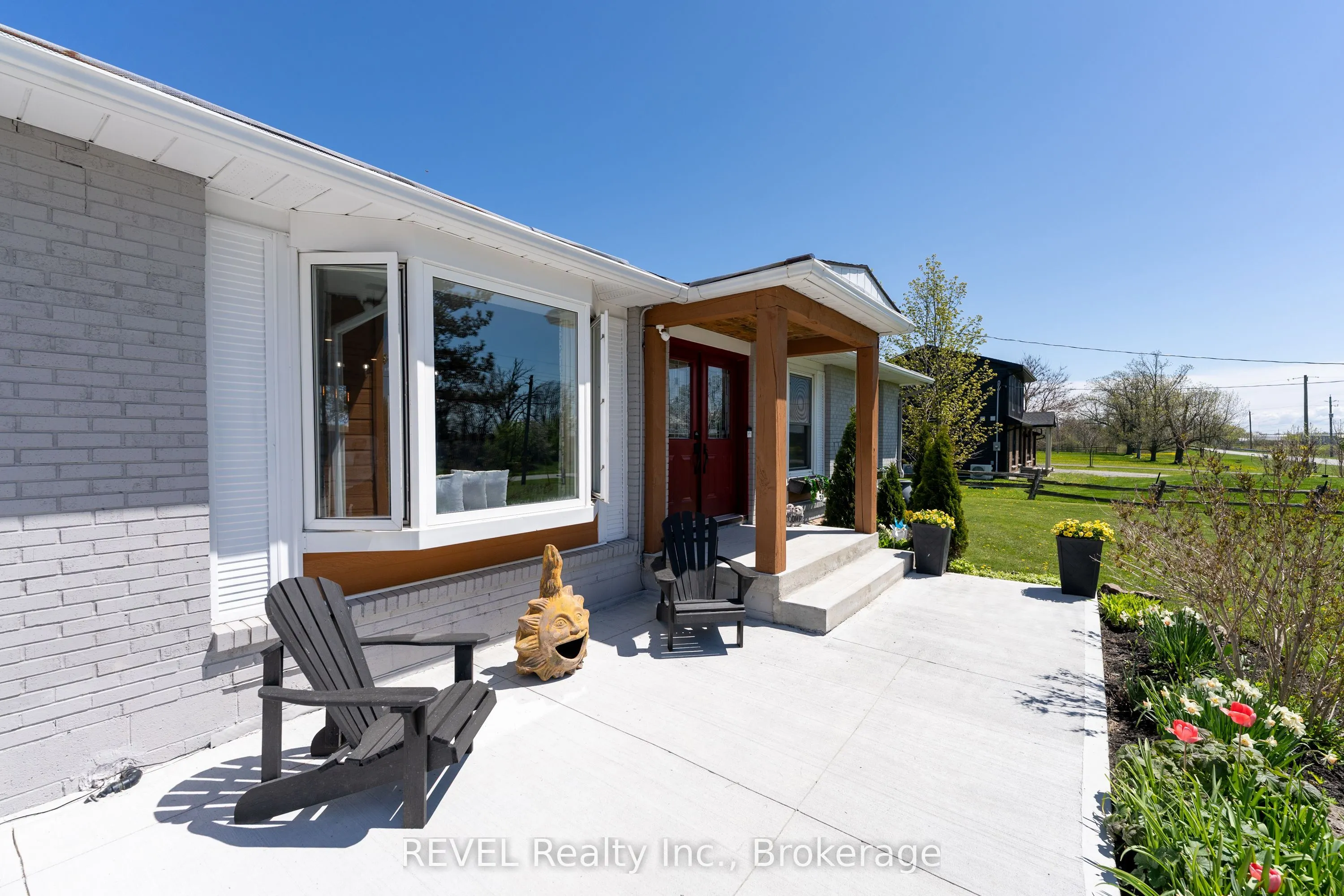 350 Kemp Road W