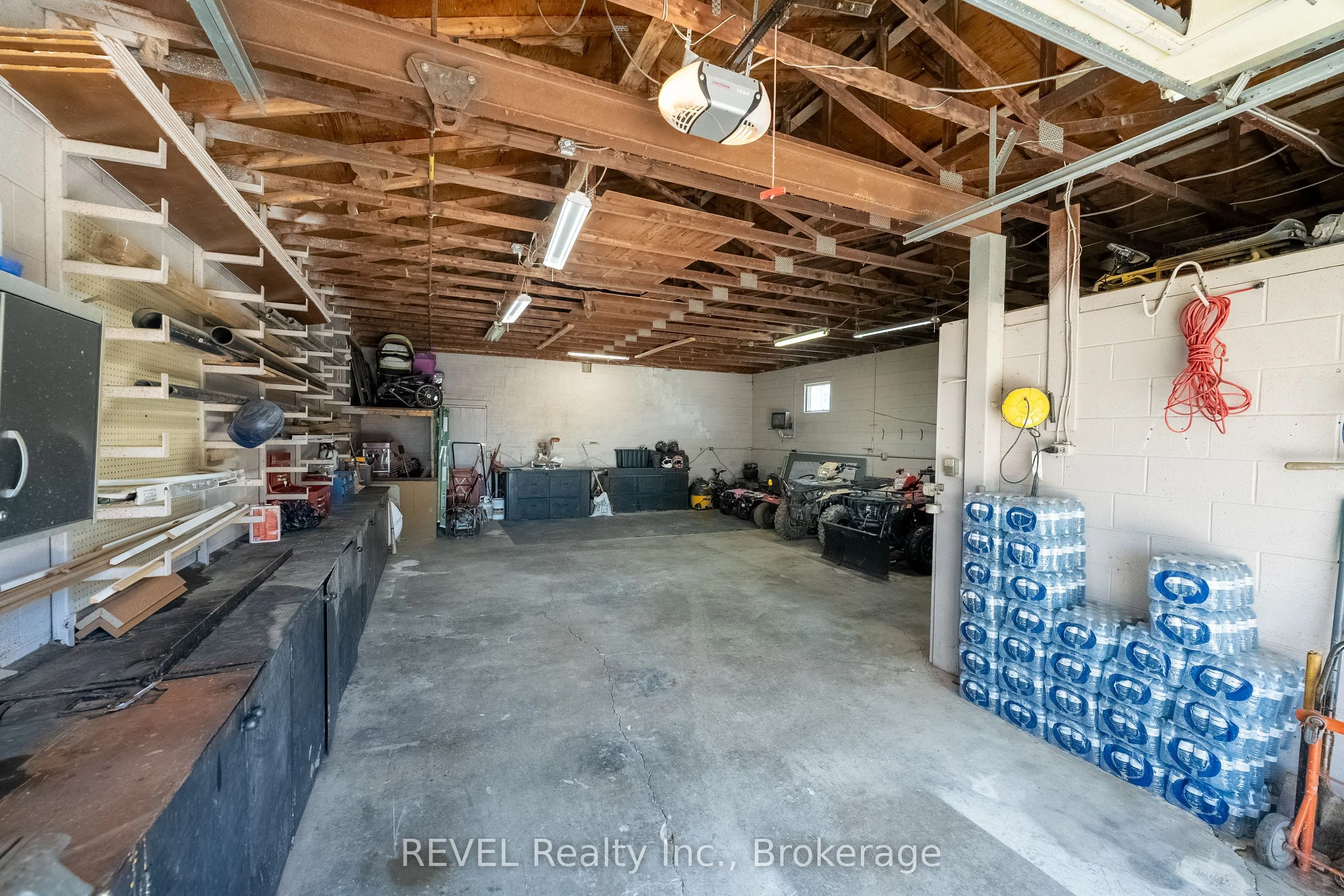 350 Kemp Road W