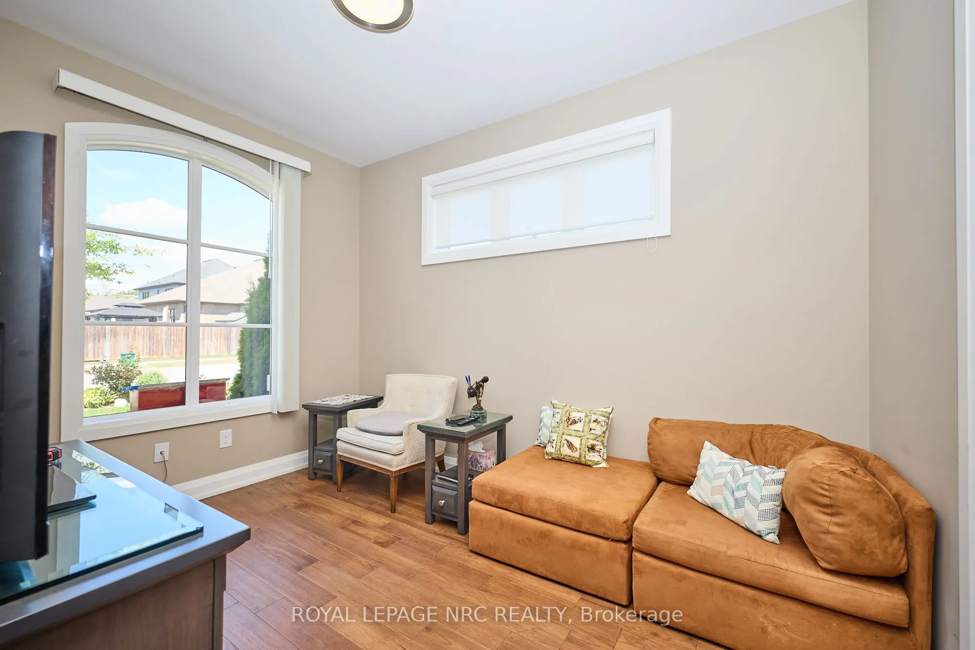 19 Francesco Crescent