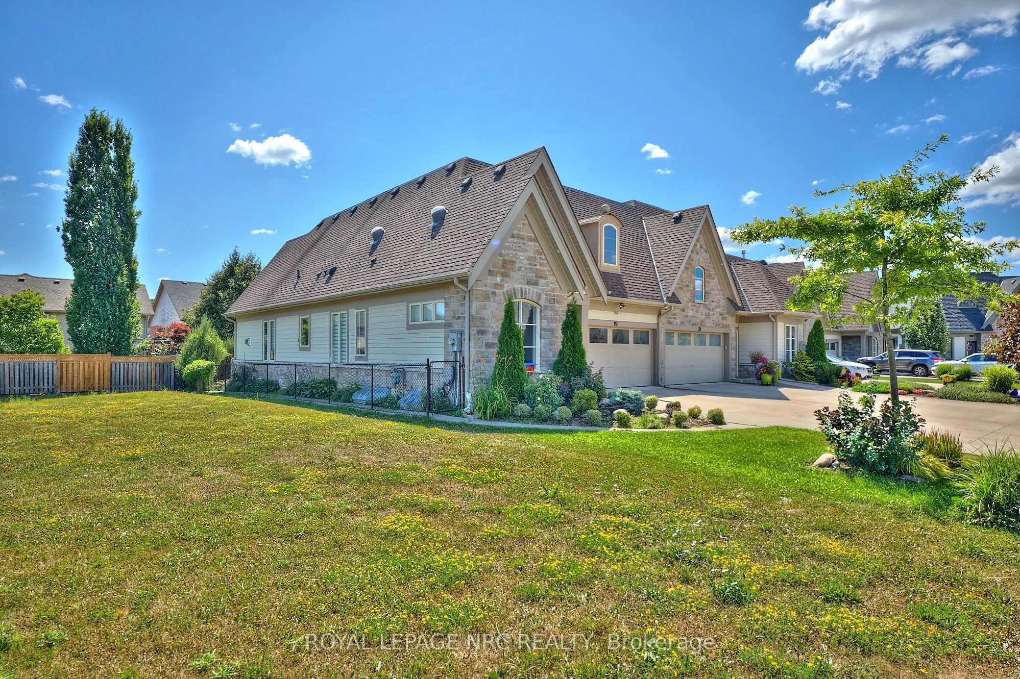 19 Francesco Crescent