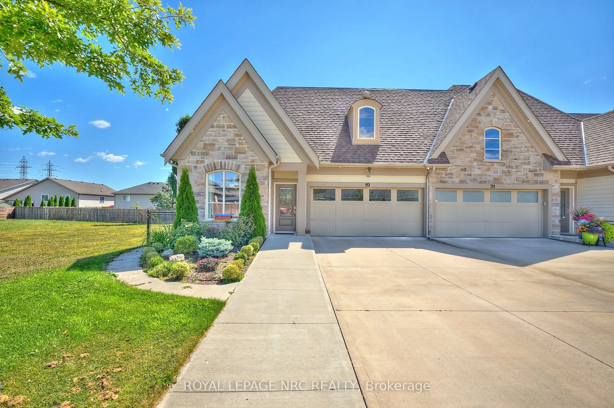 19 Francesco Crescent