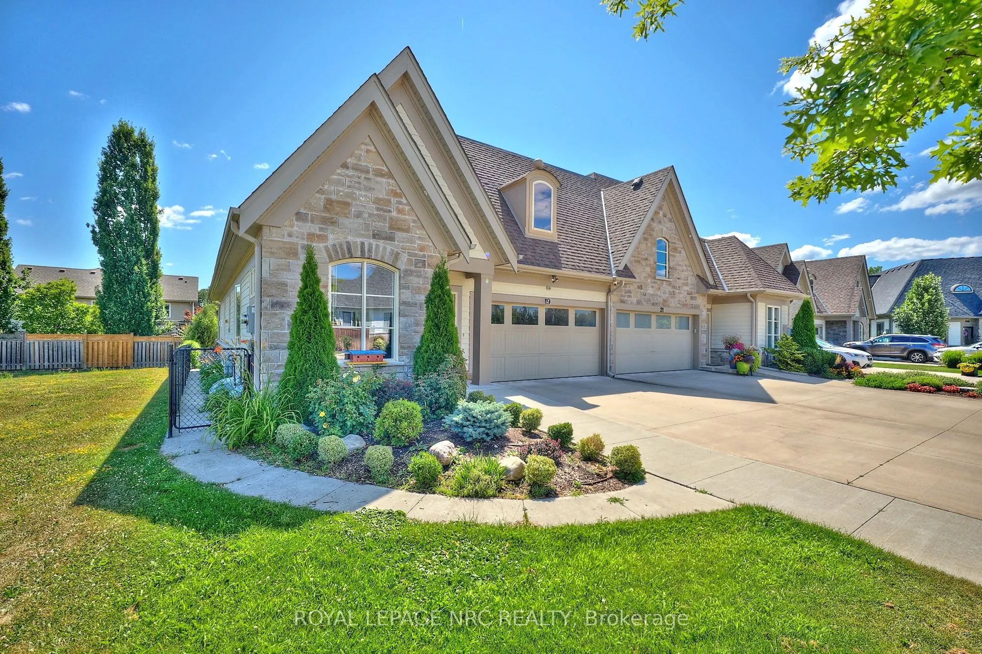 19 Francesco Crescent