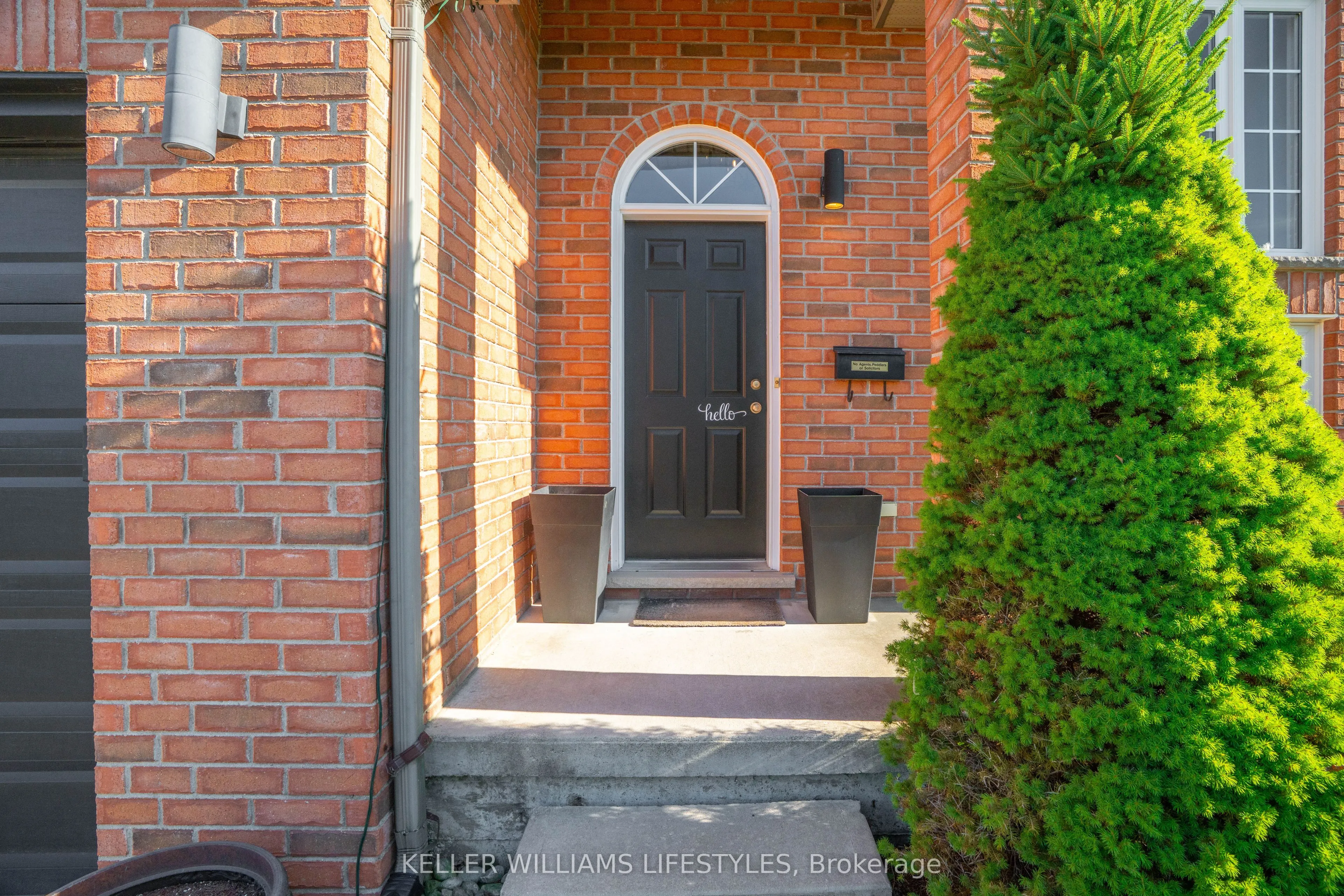 598 Harris Circle
