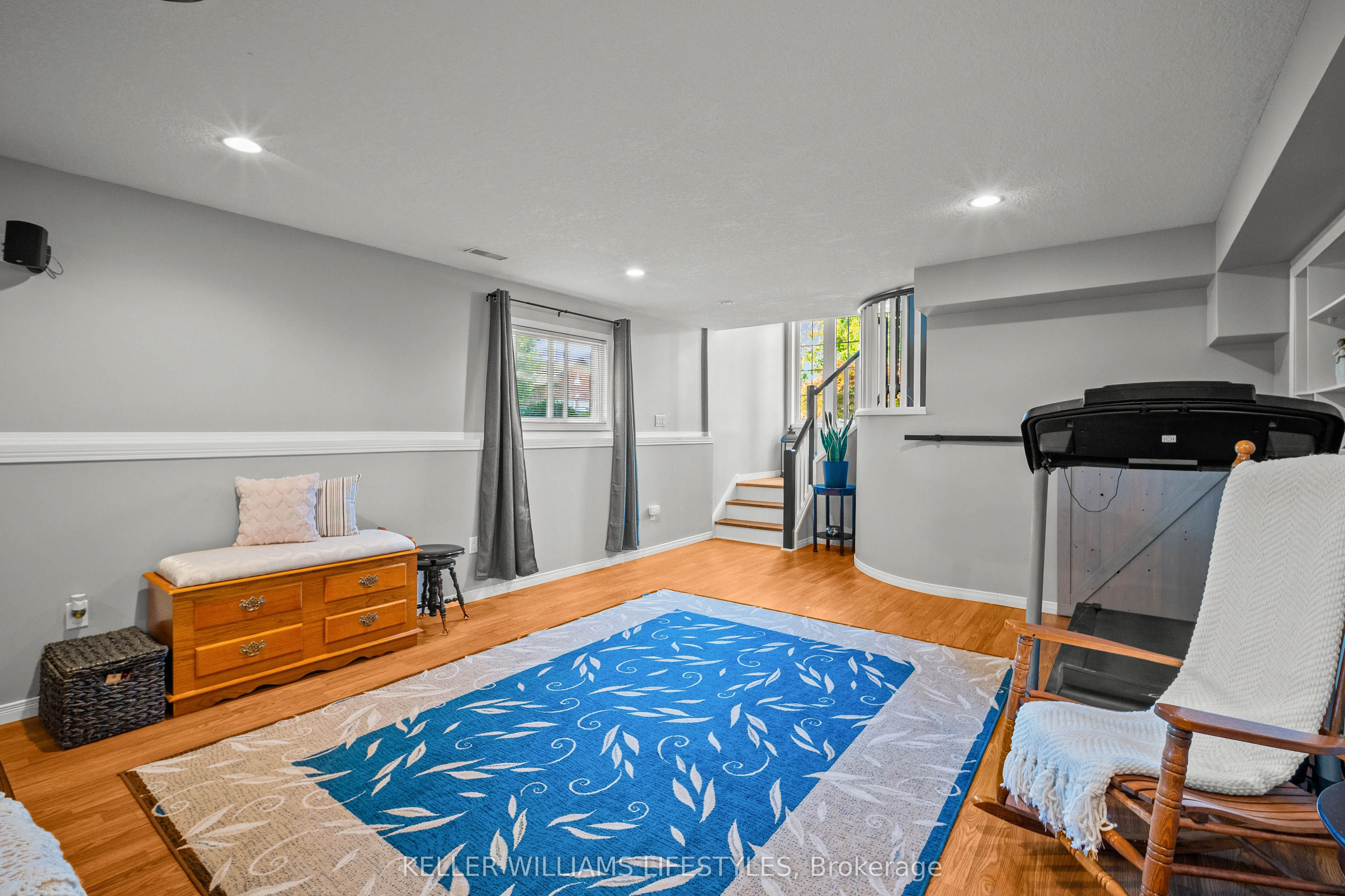 598 Harris Circle