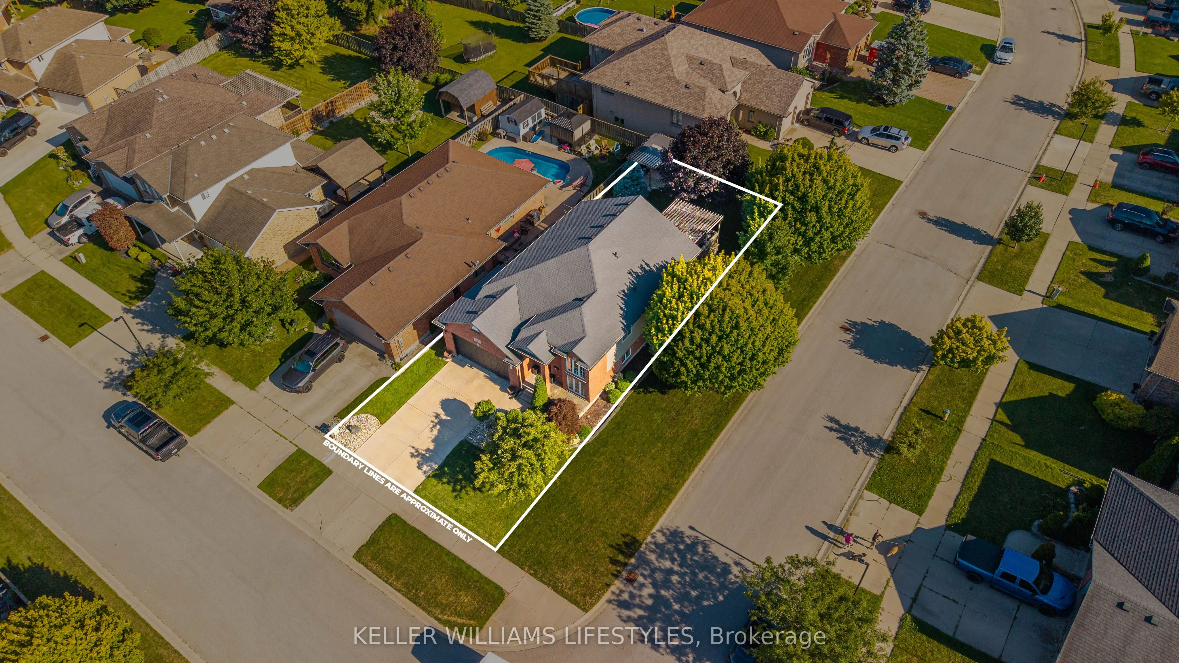 598 Harris Circle