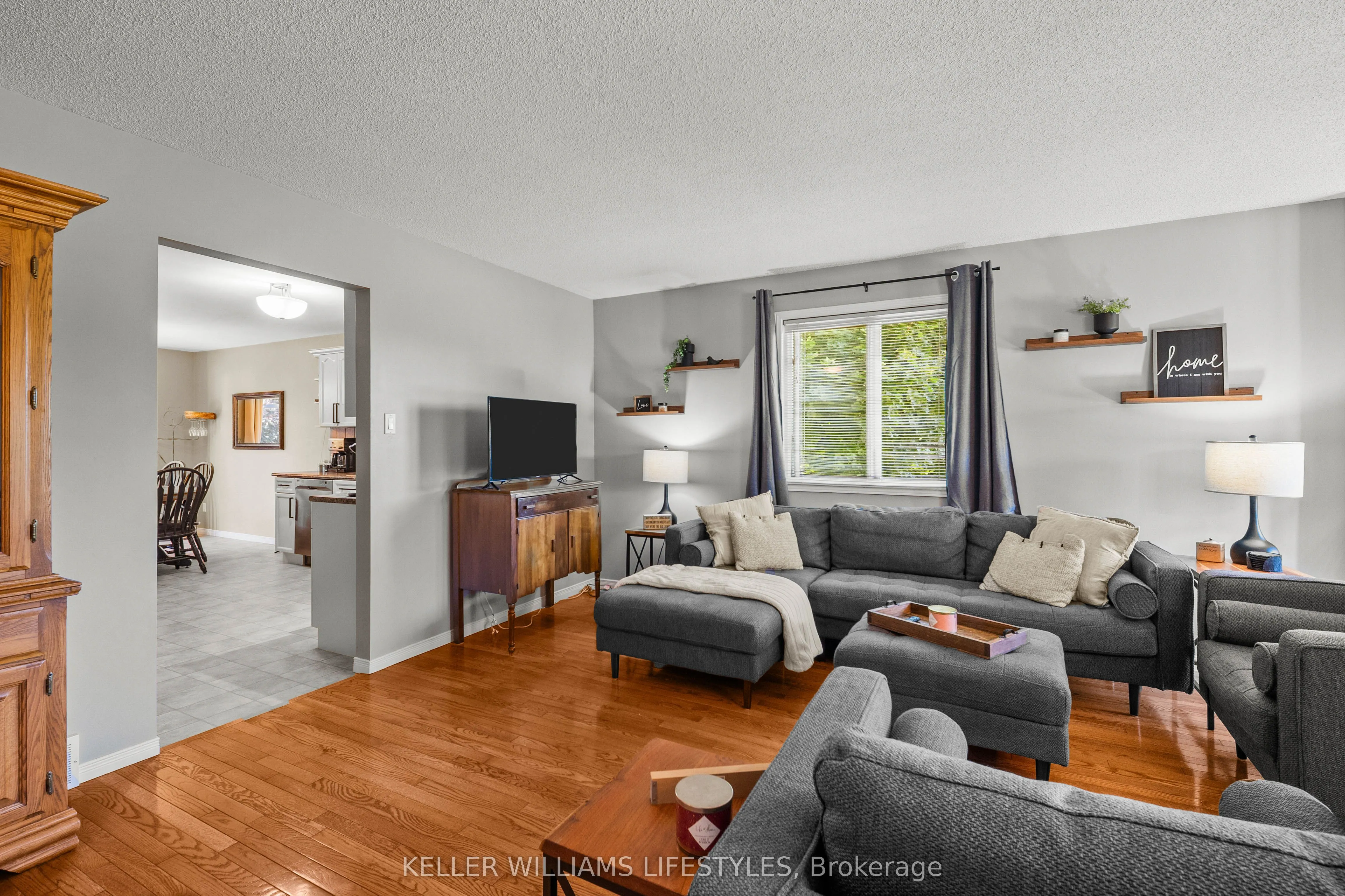 598 Harris Circle