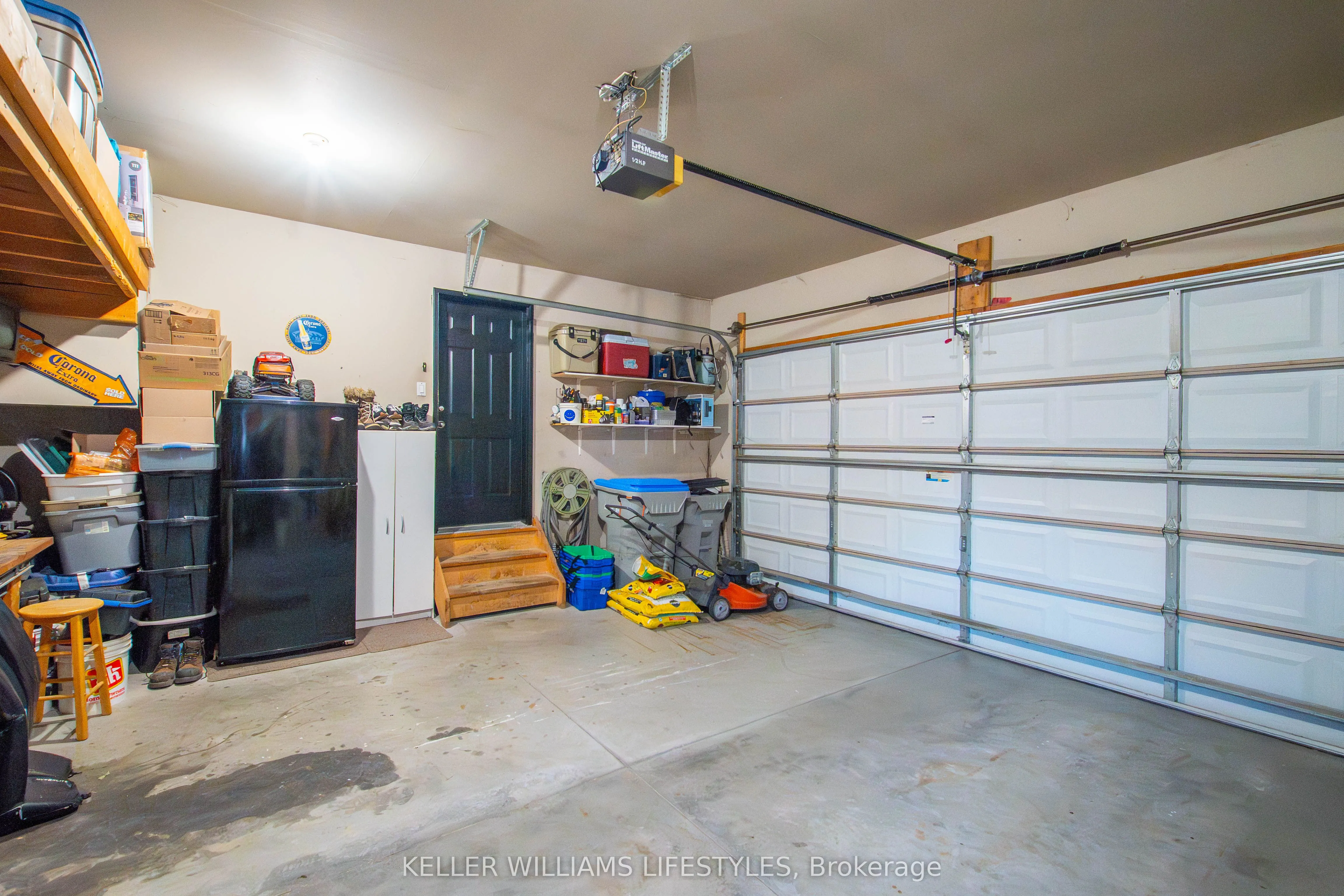 598 Harris Circle