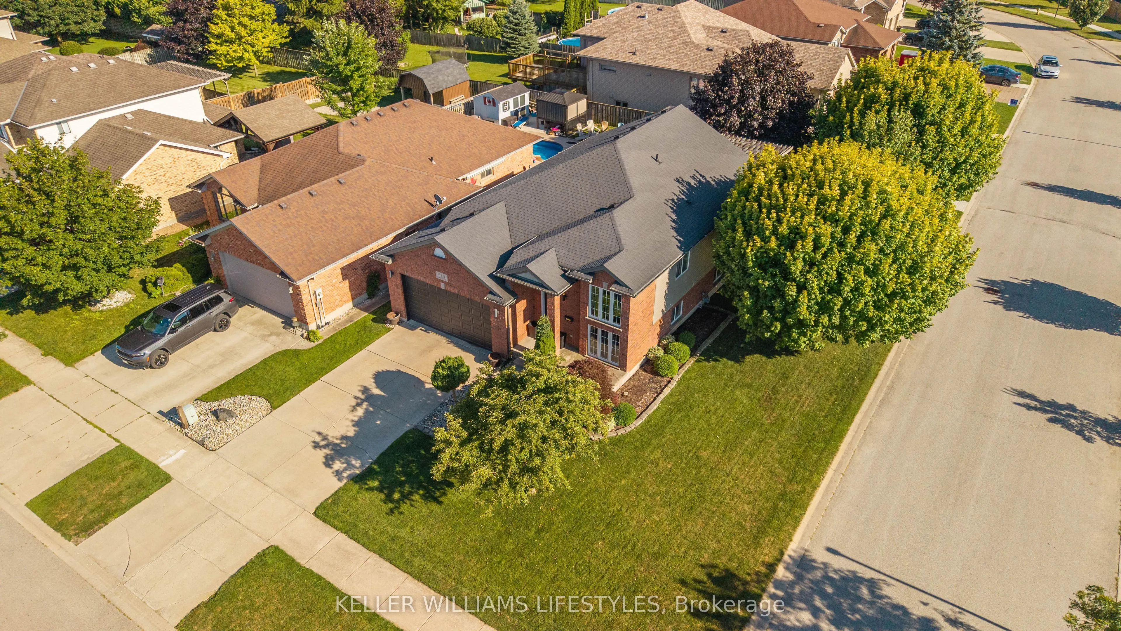 598 Harris Circle