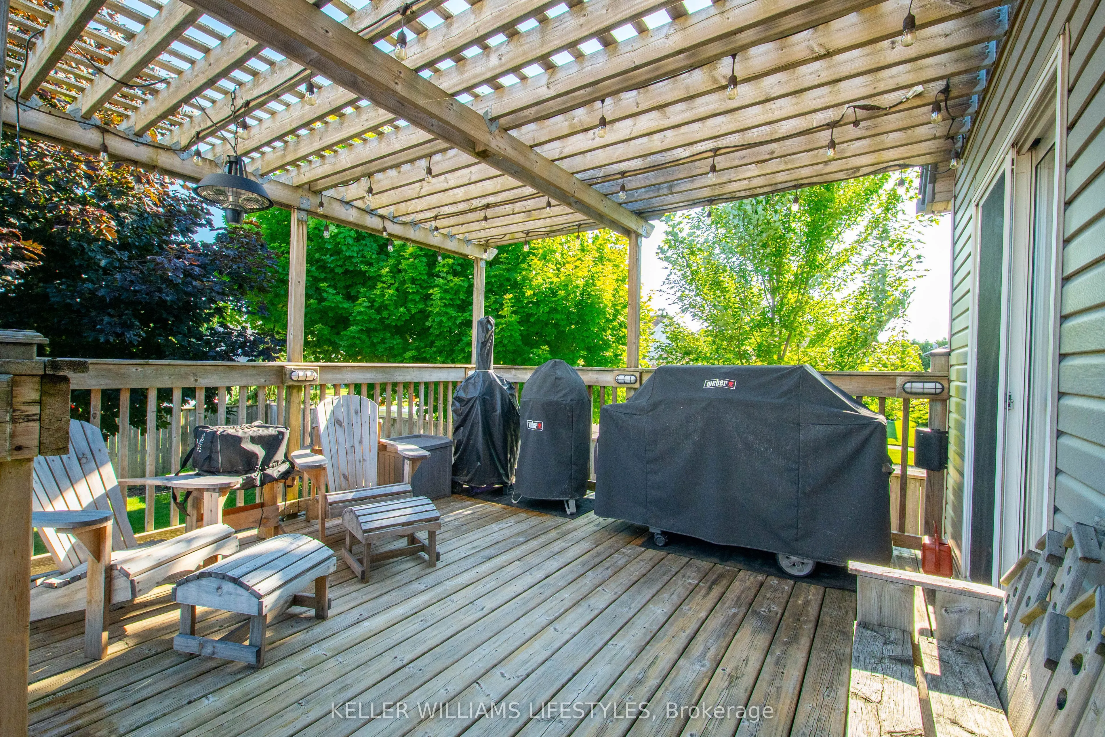 598 Harris Circle