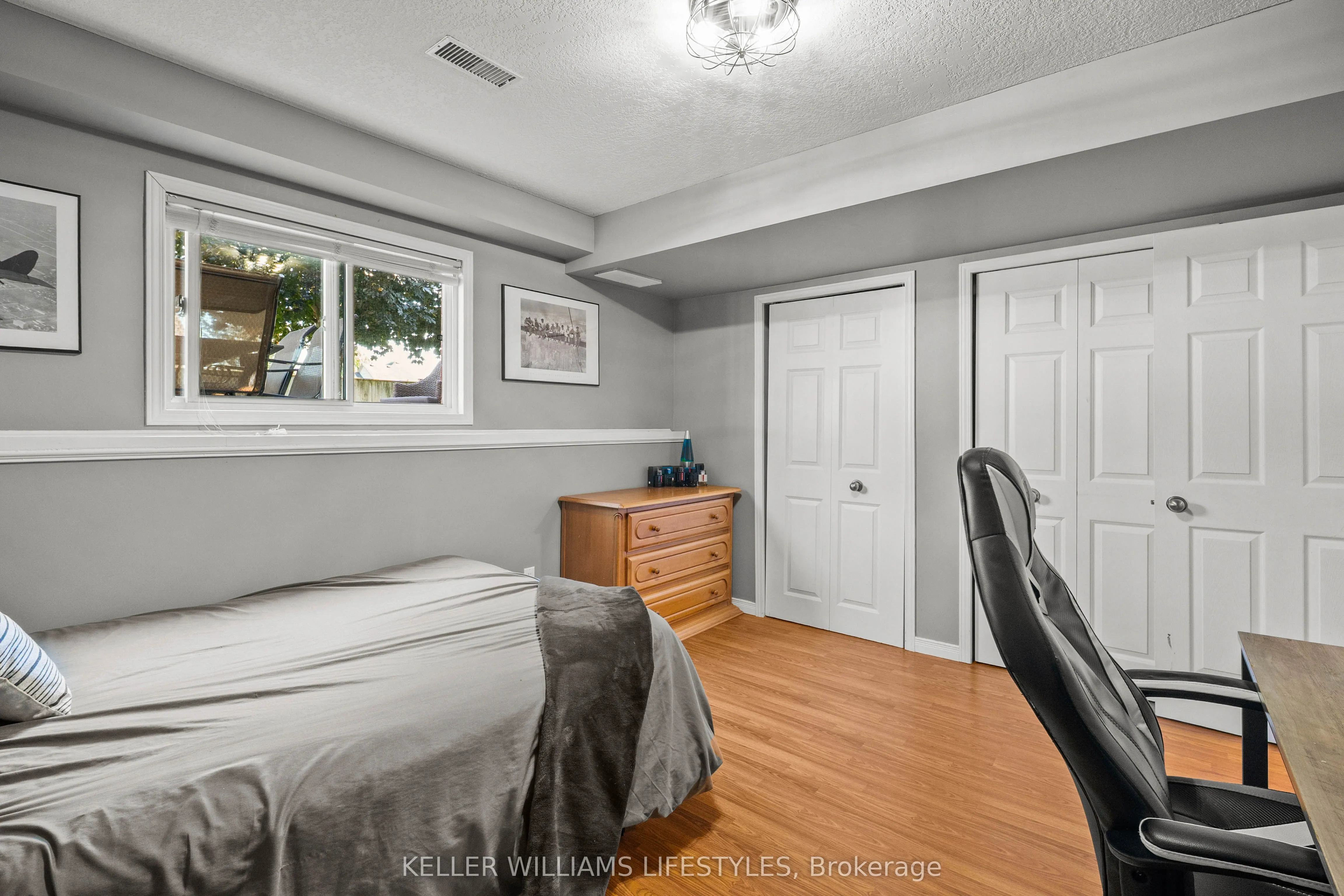 598 Harris Circle