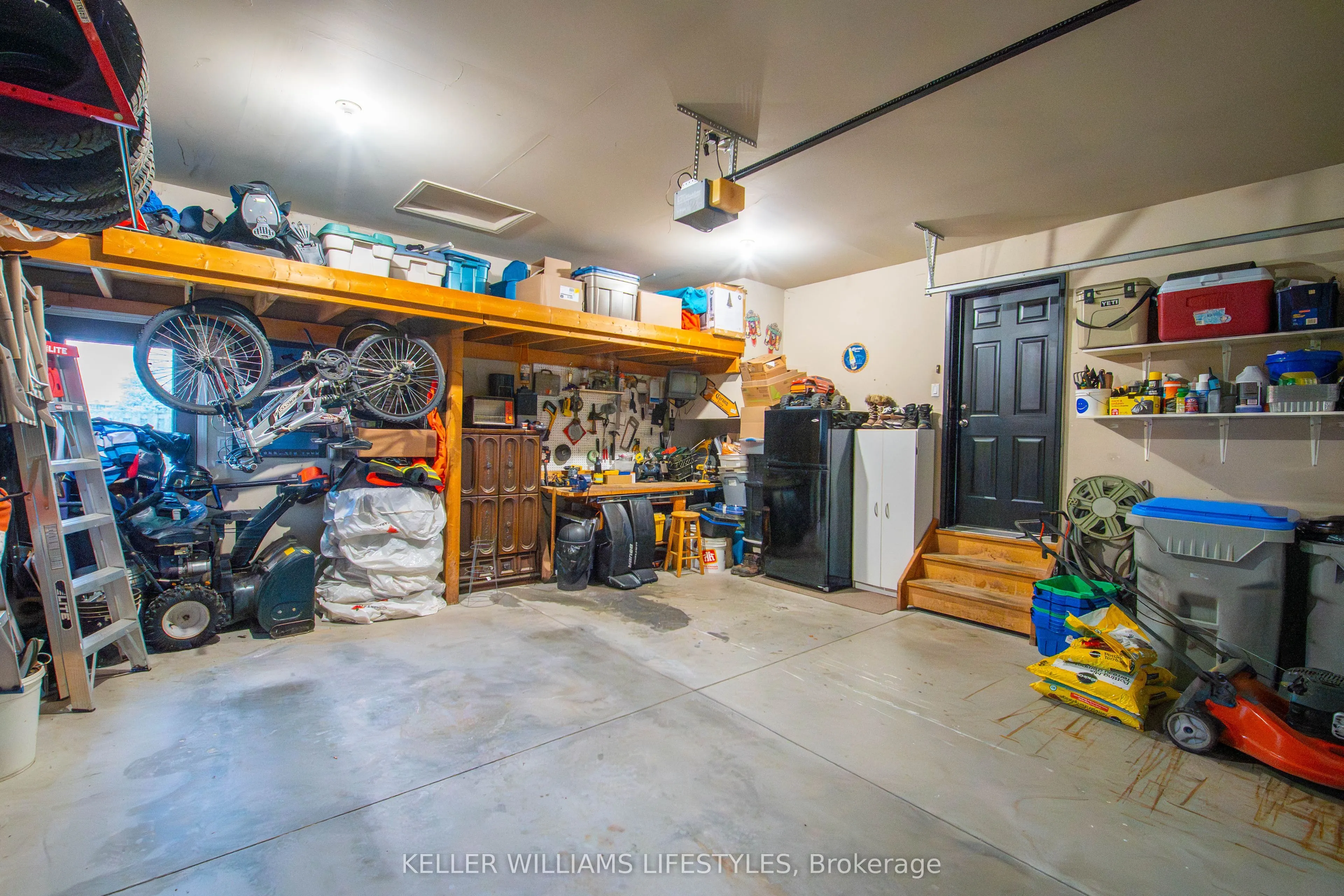 598 Harris Circle