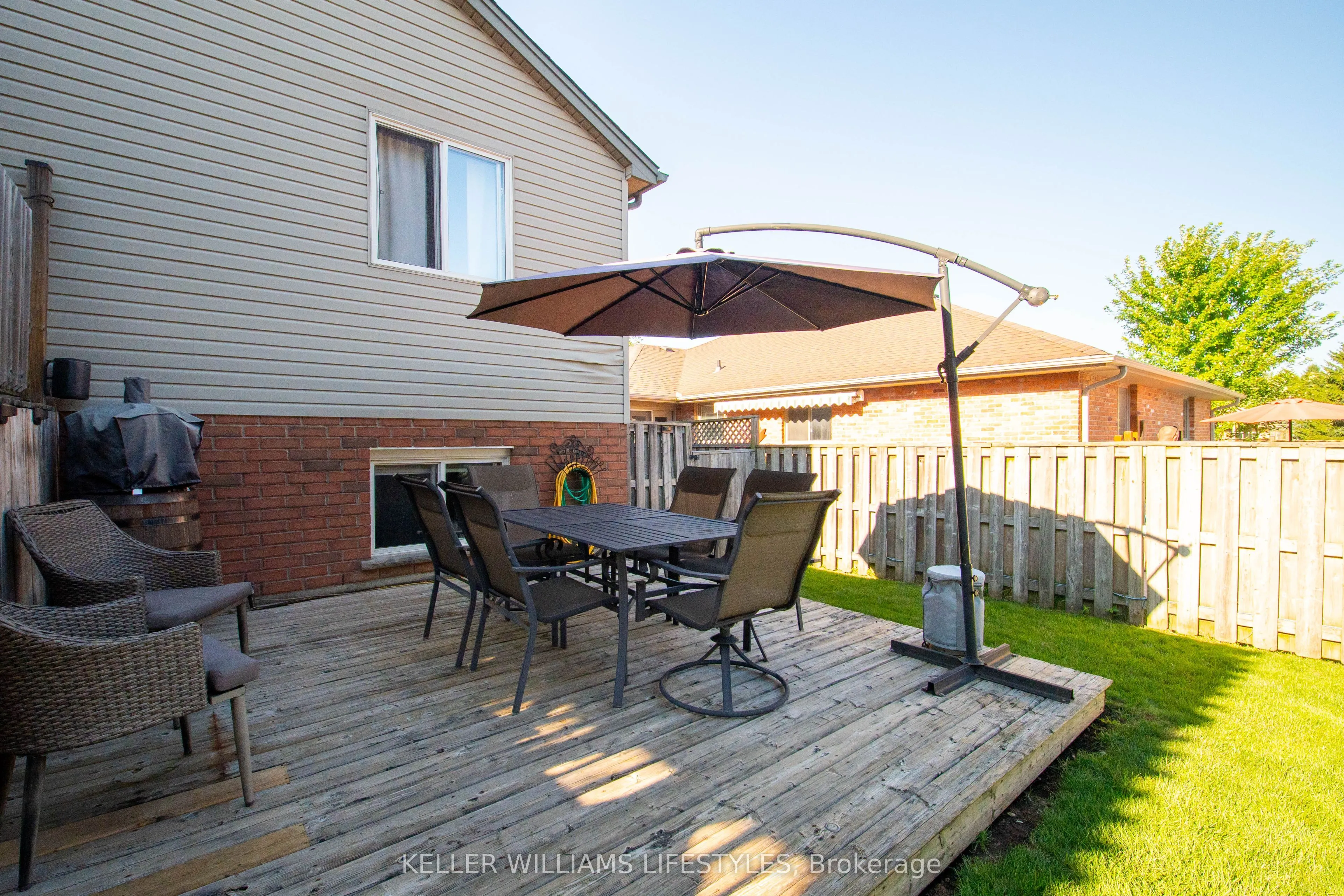 598 Harris Circle