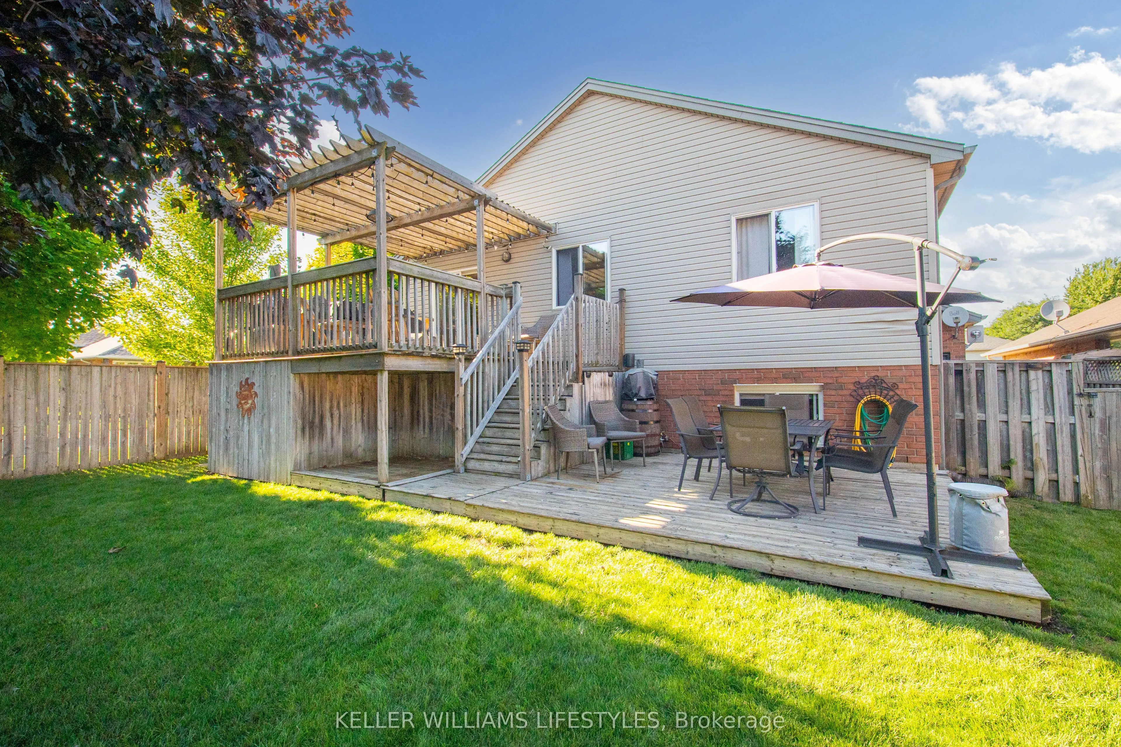 598 Harris Circle