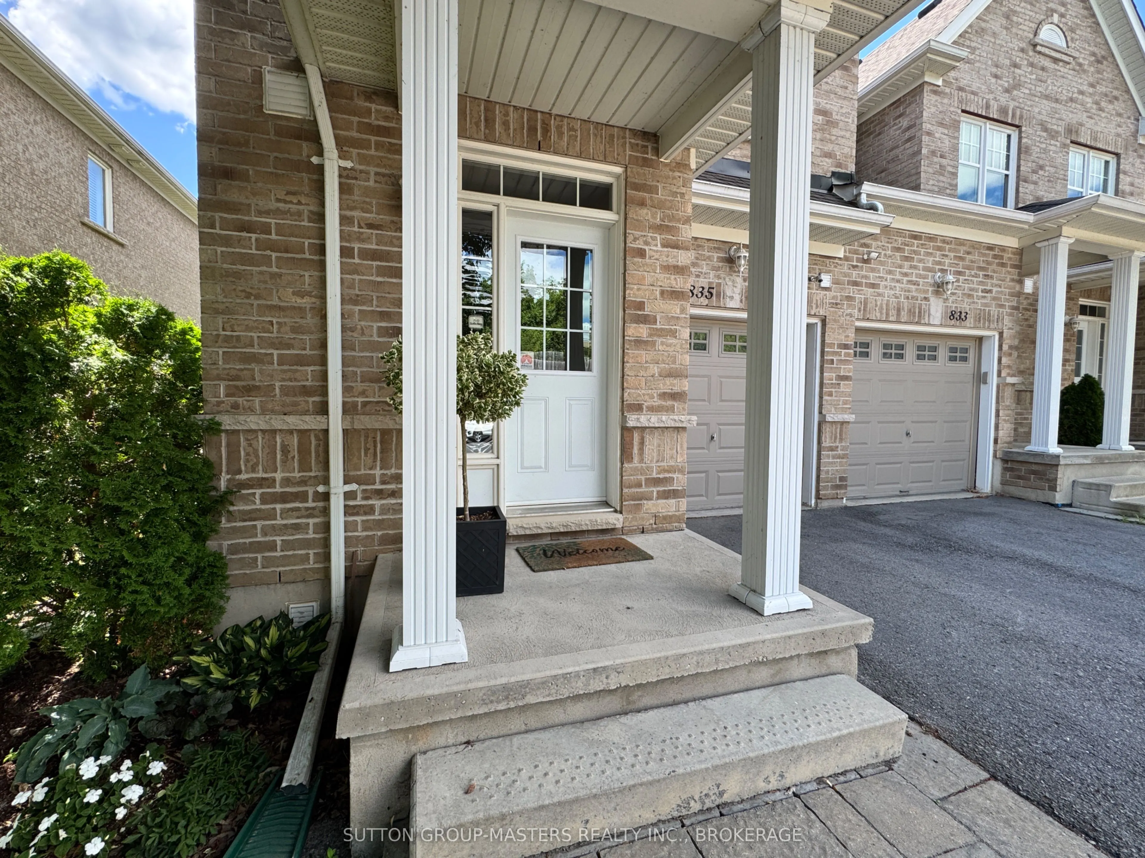 835 Newmarket Lane