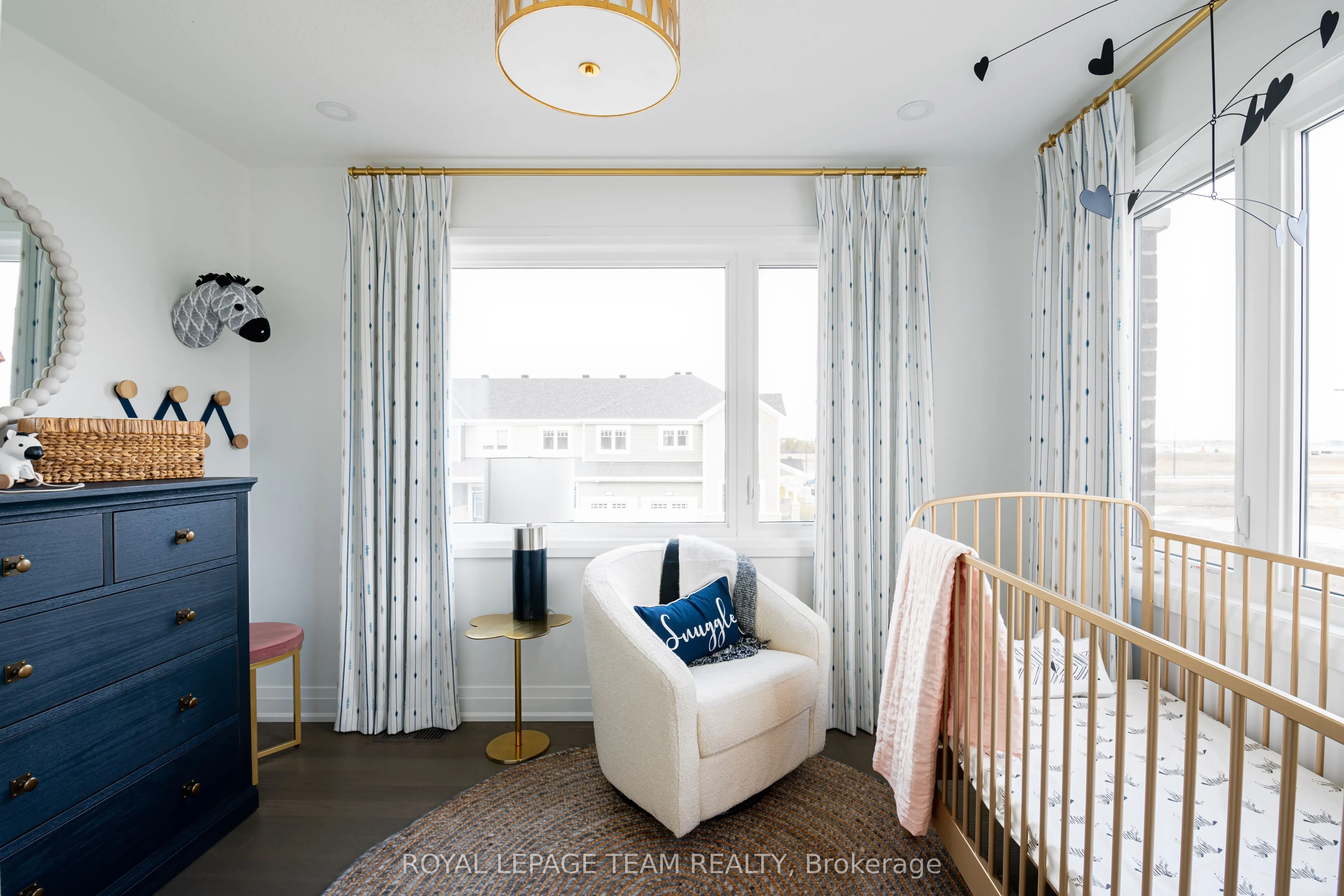 101 Laurel Private