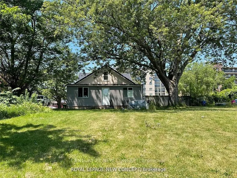 6566 Drummond Road