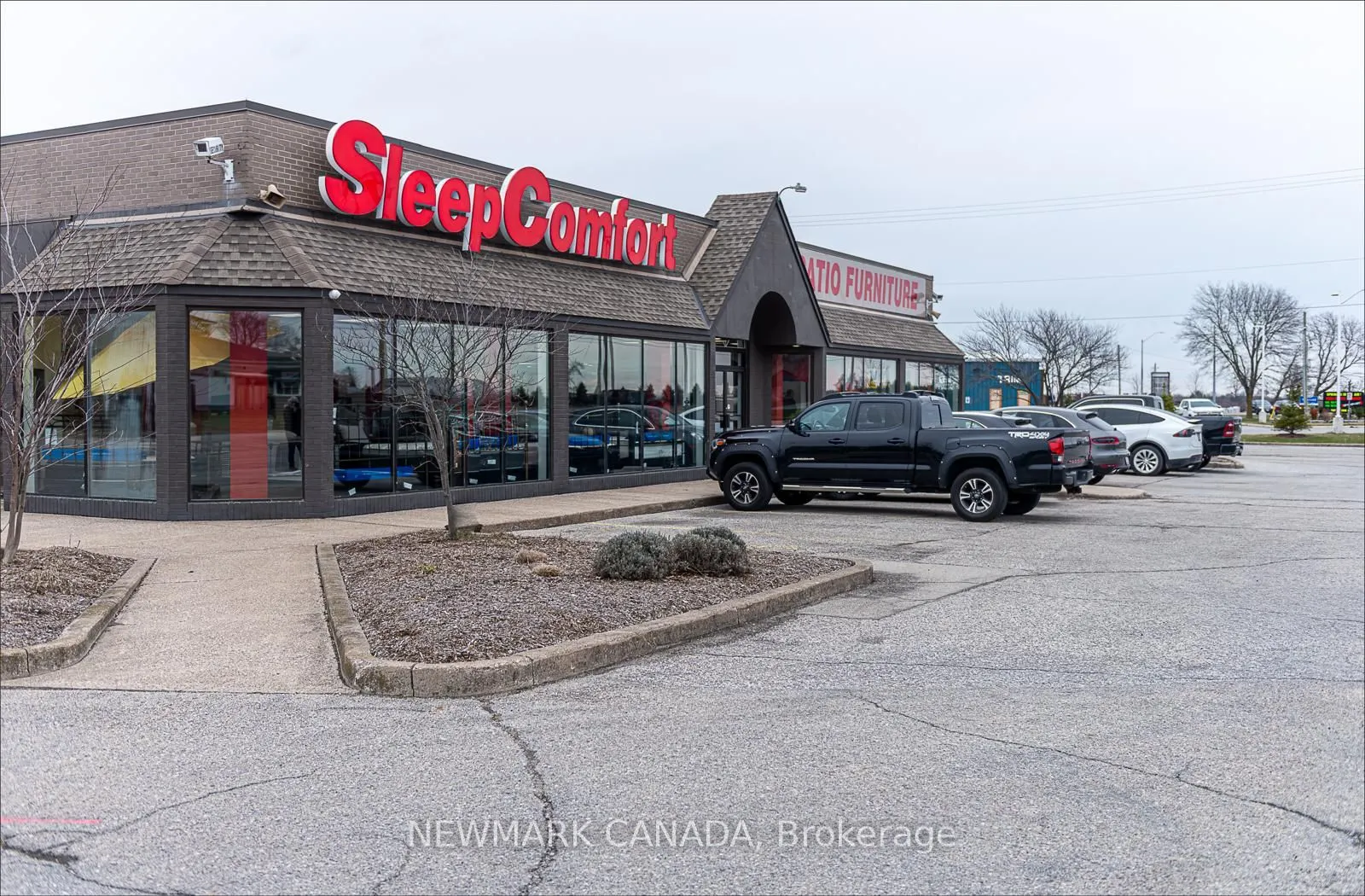 227 Highway 20 E