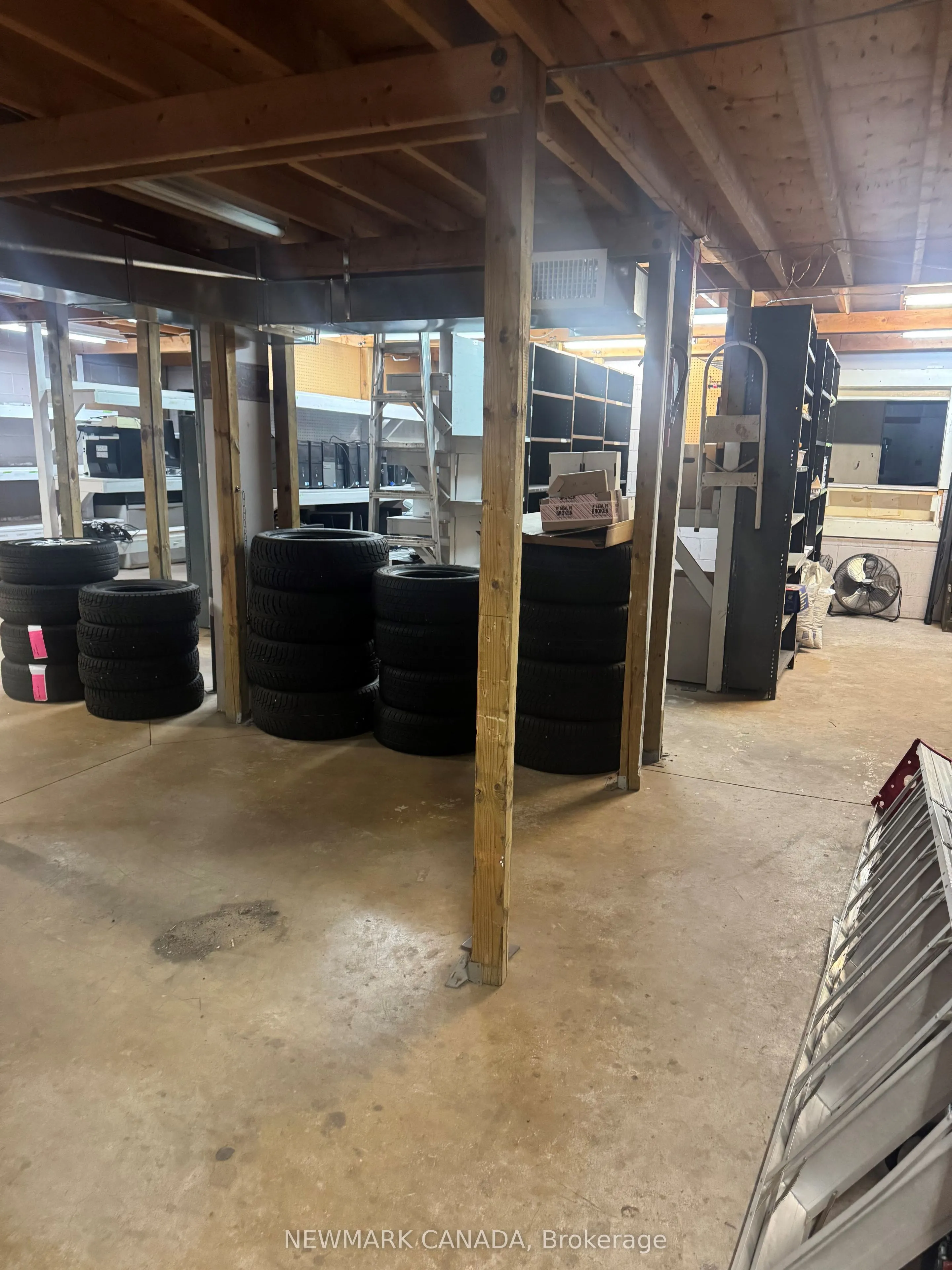 227 Highway 20 E