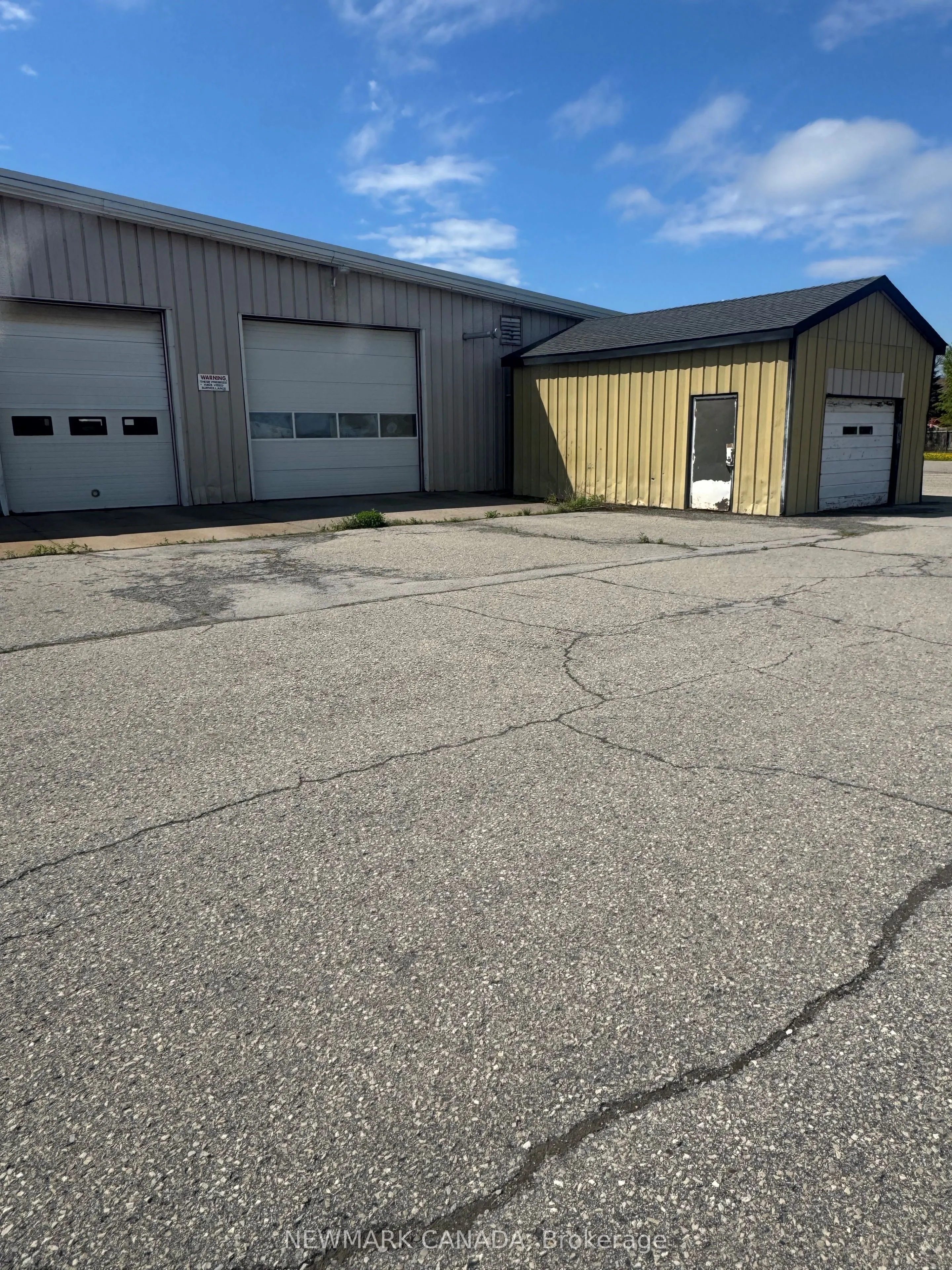 227 Highway 20 E