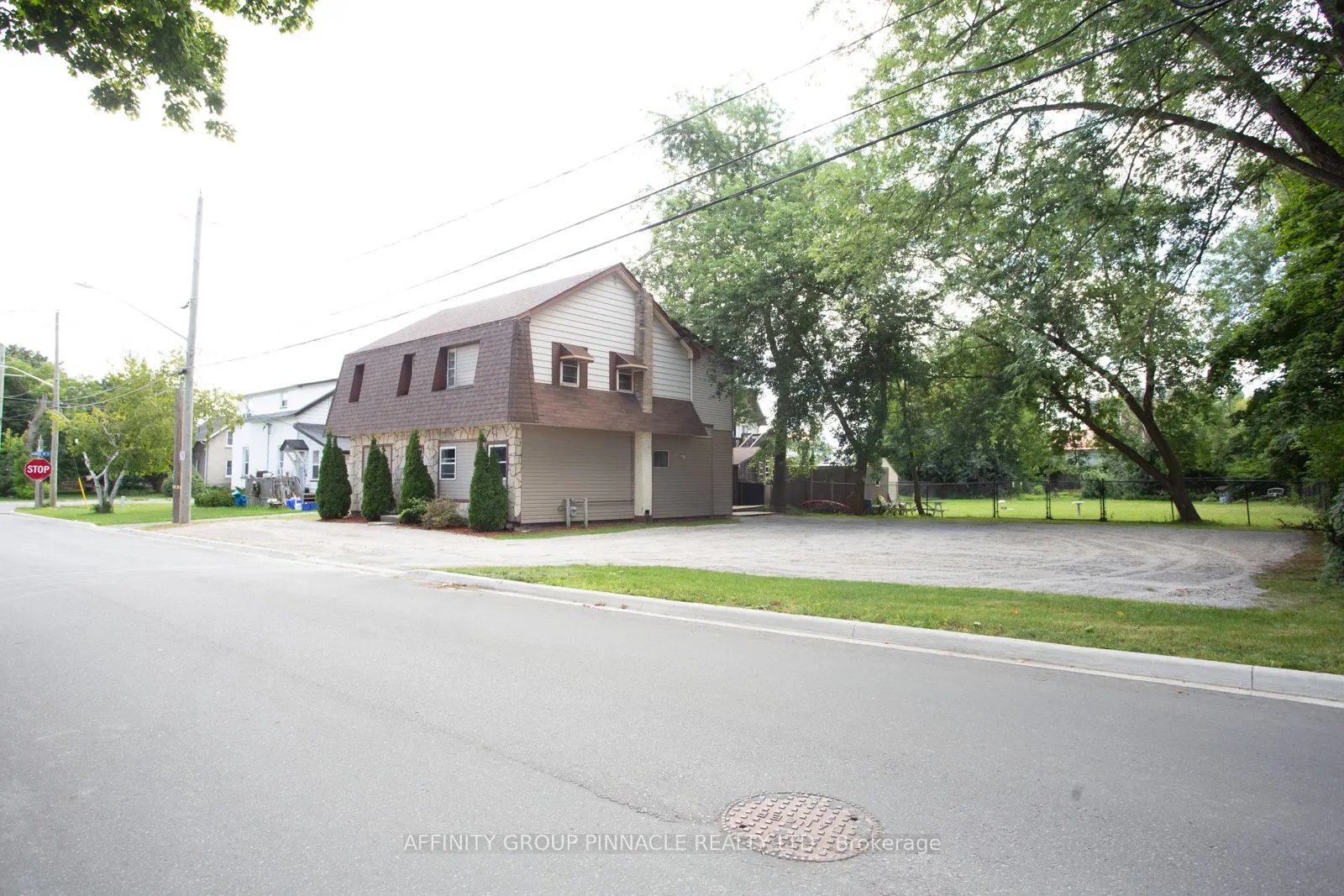 103 Durham Street W