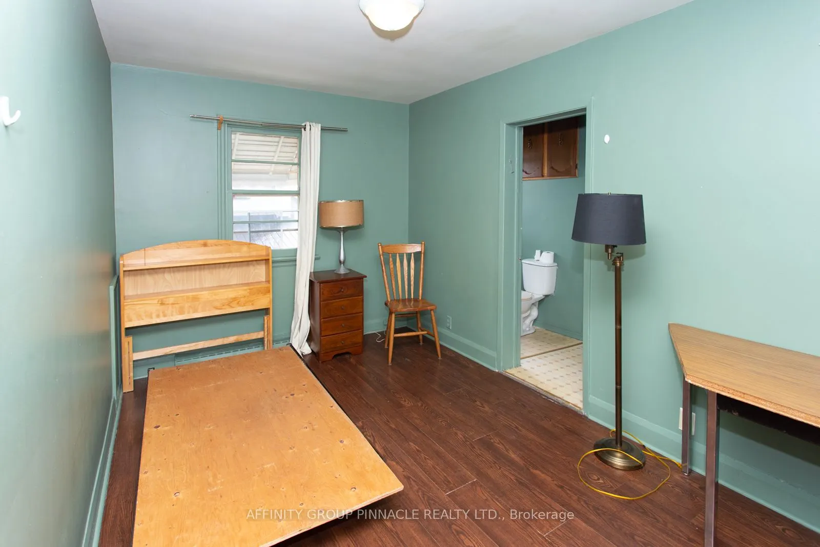 103 Durham Street W