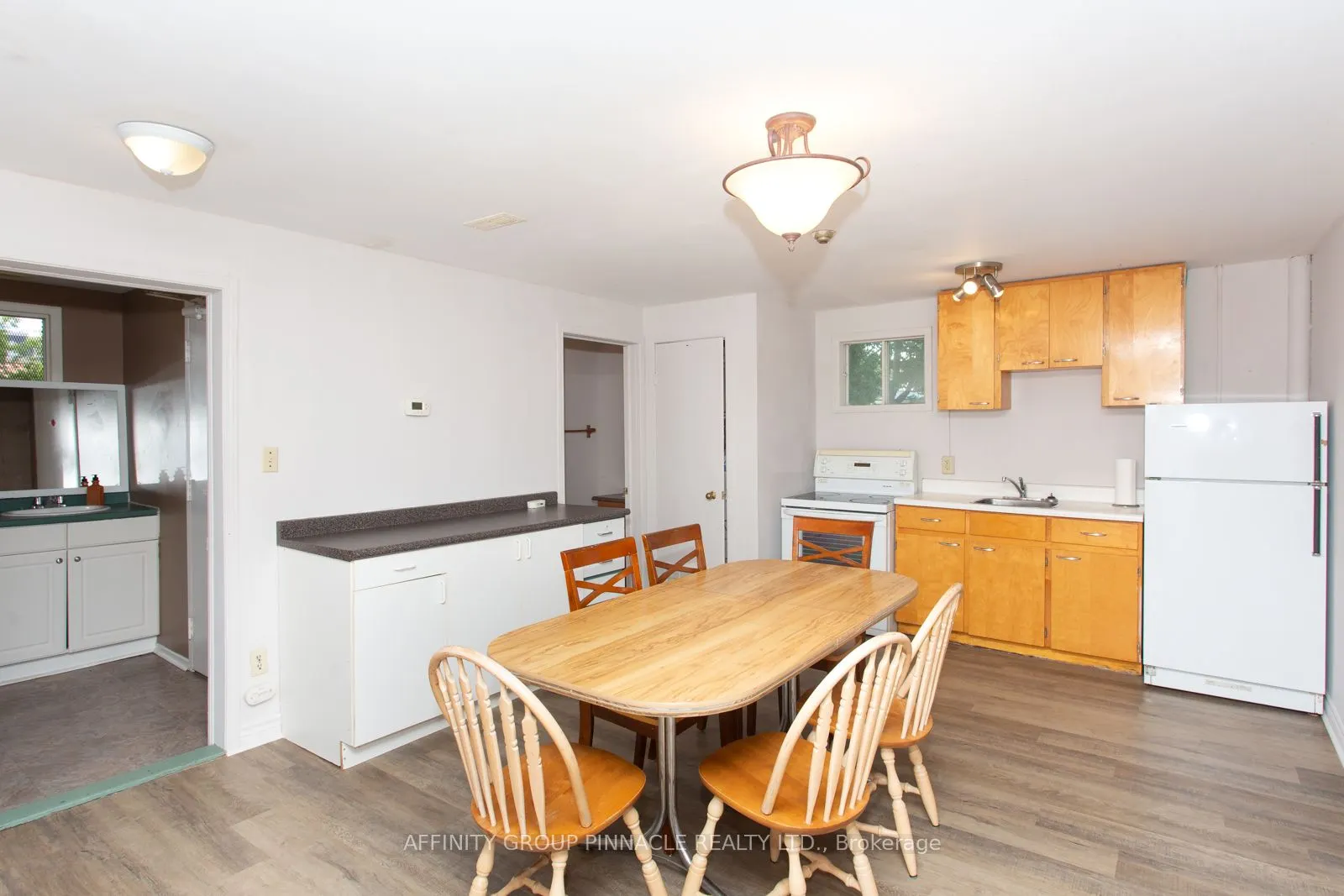 103 Durham Street W