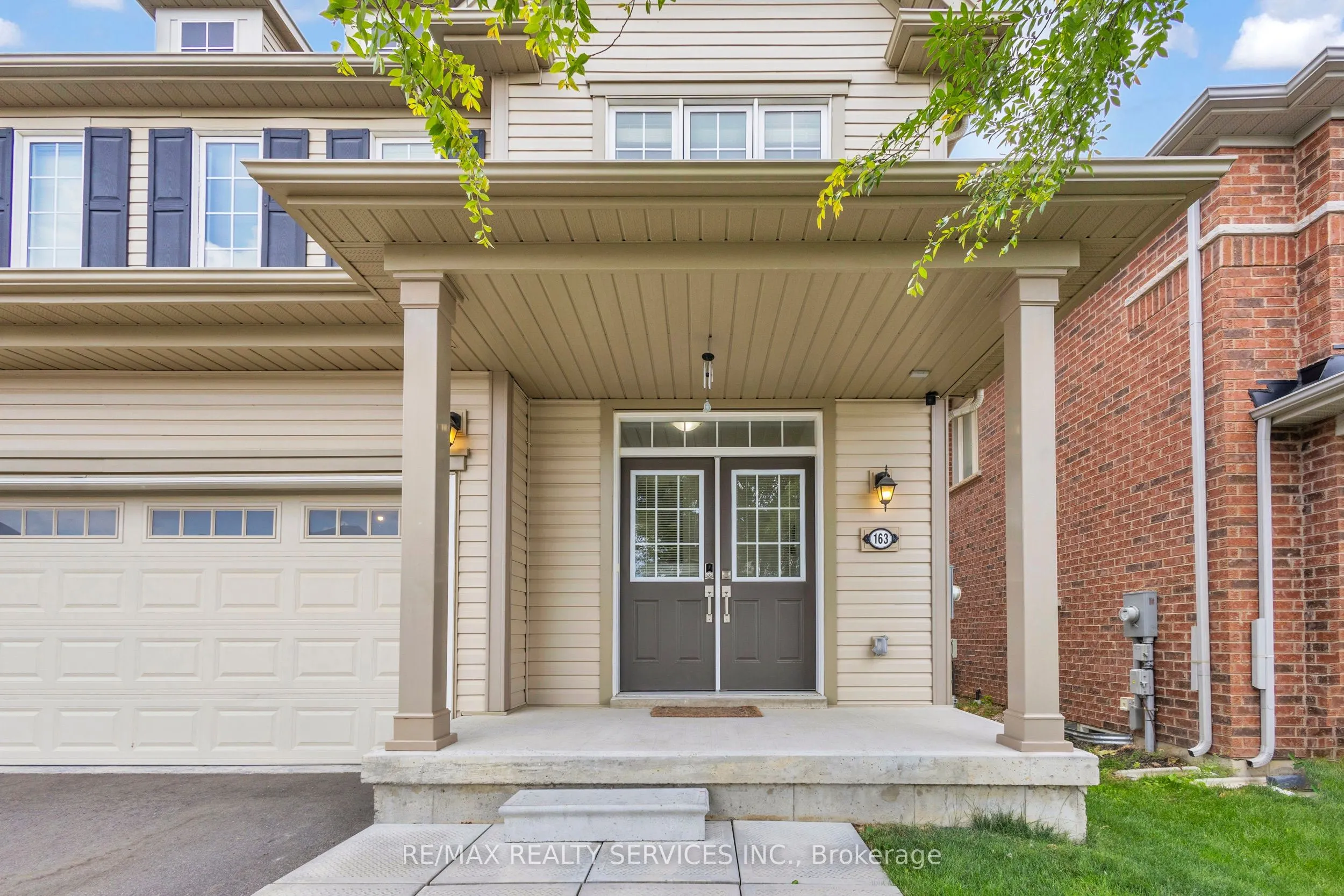 163 Munro Circle