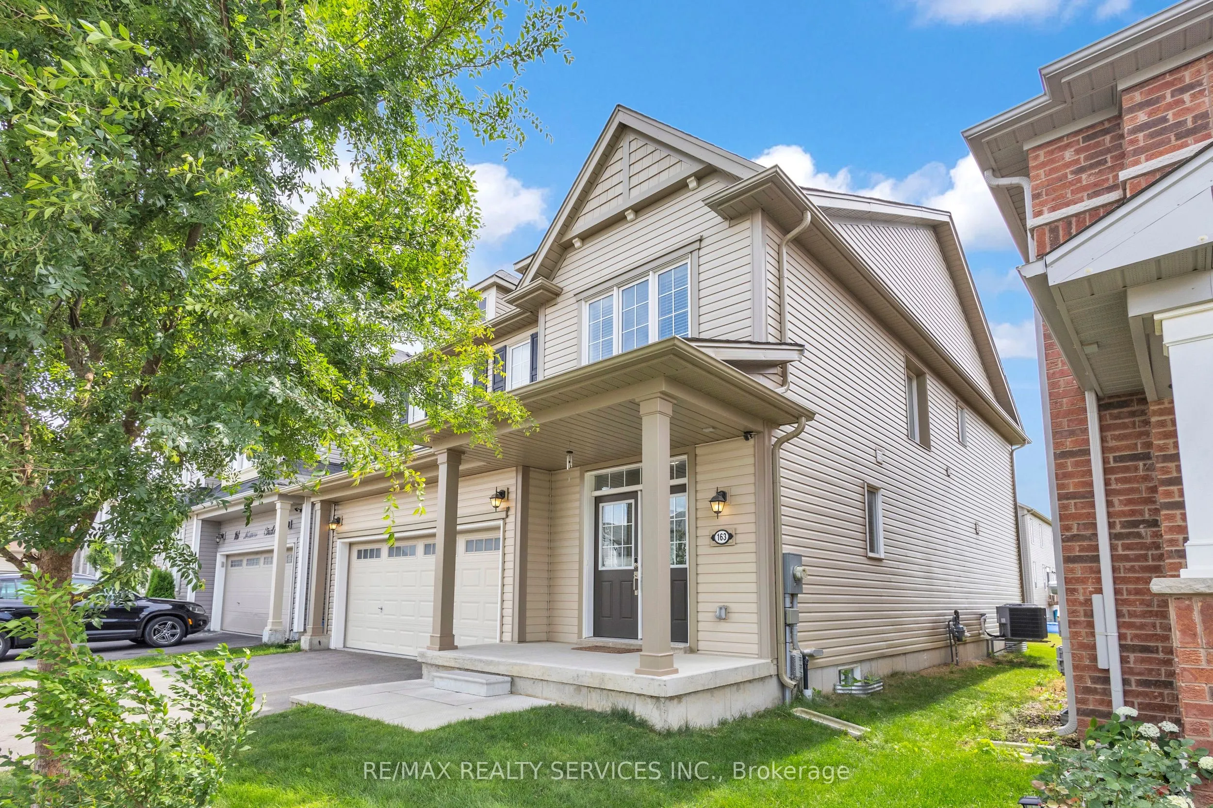 163 Munro Circle