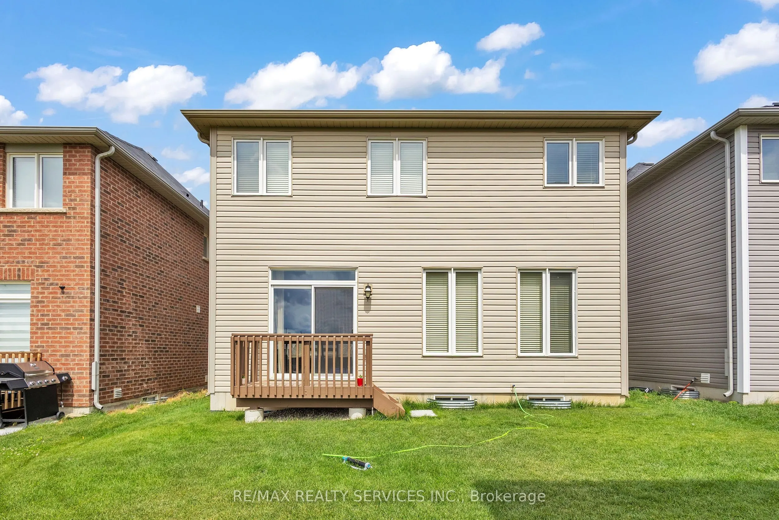 163 Munro Circle