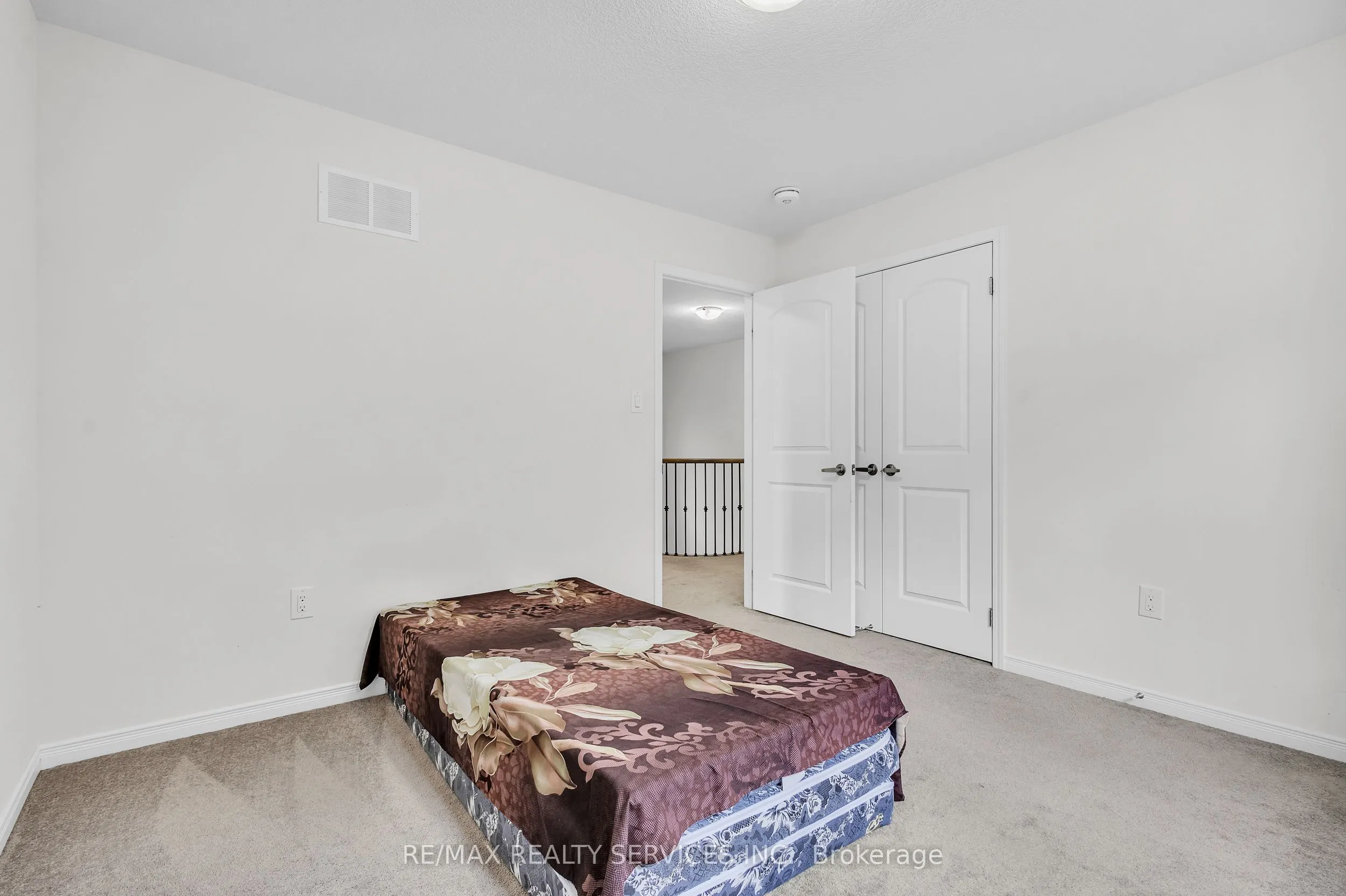 163 Munro Circle