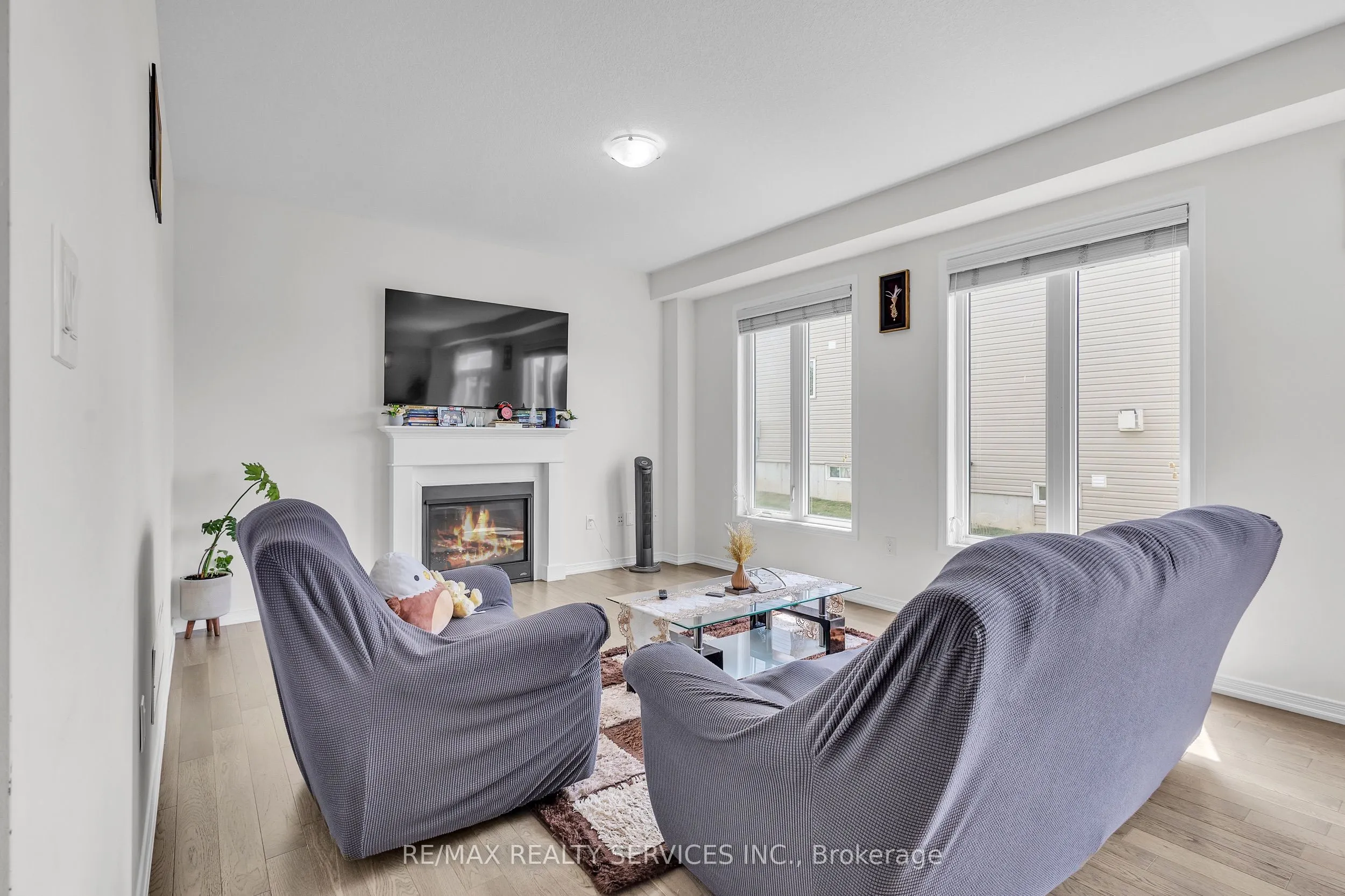 163 Munro Circle
